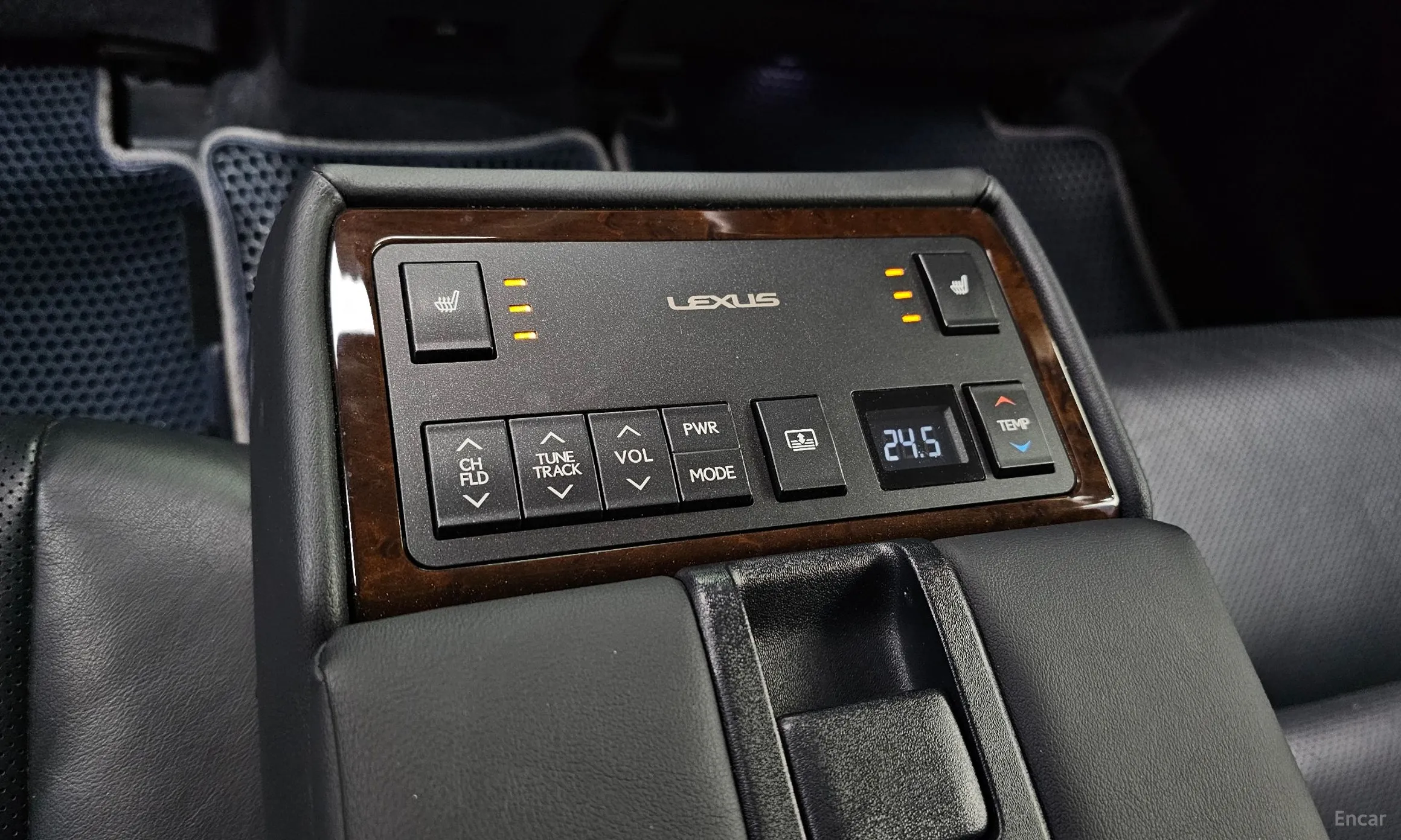 Lexus New ES300h превью 18