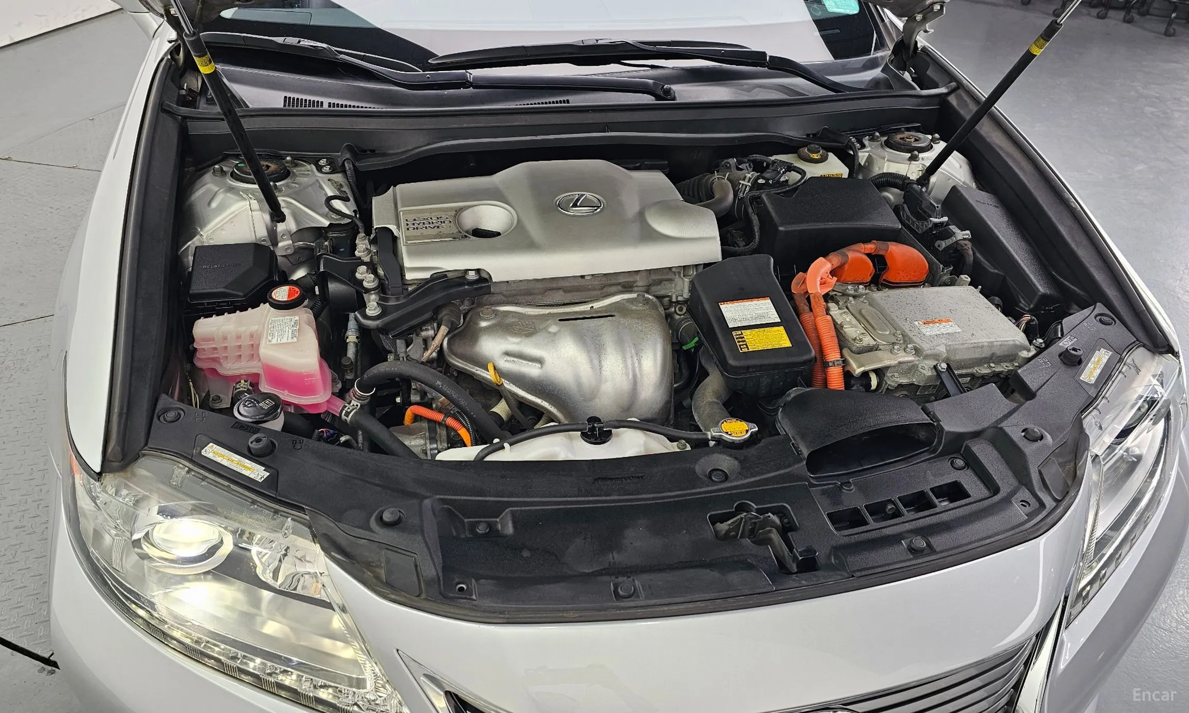 Lexus New ES300h превью 6