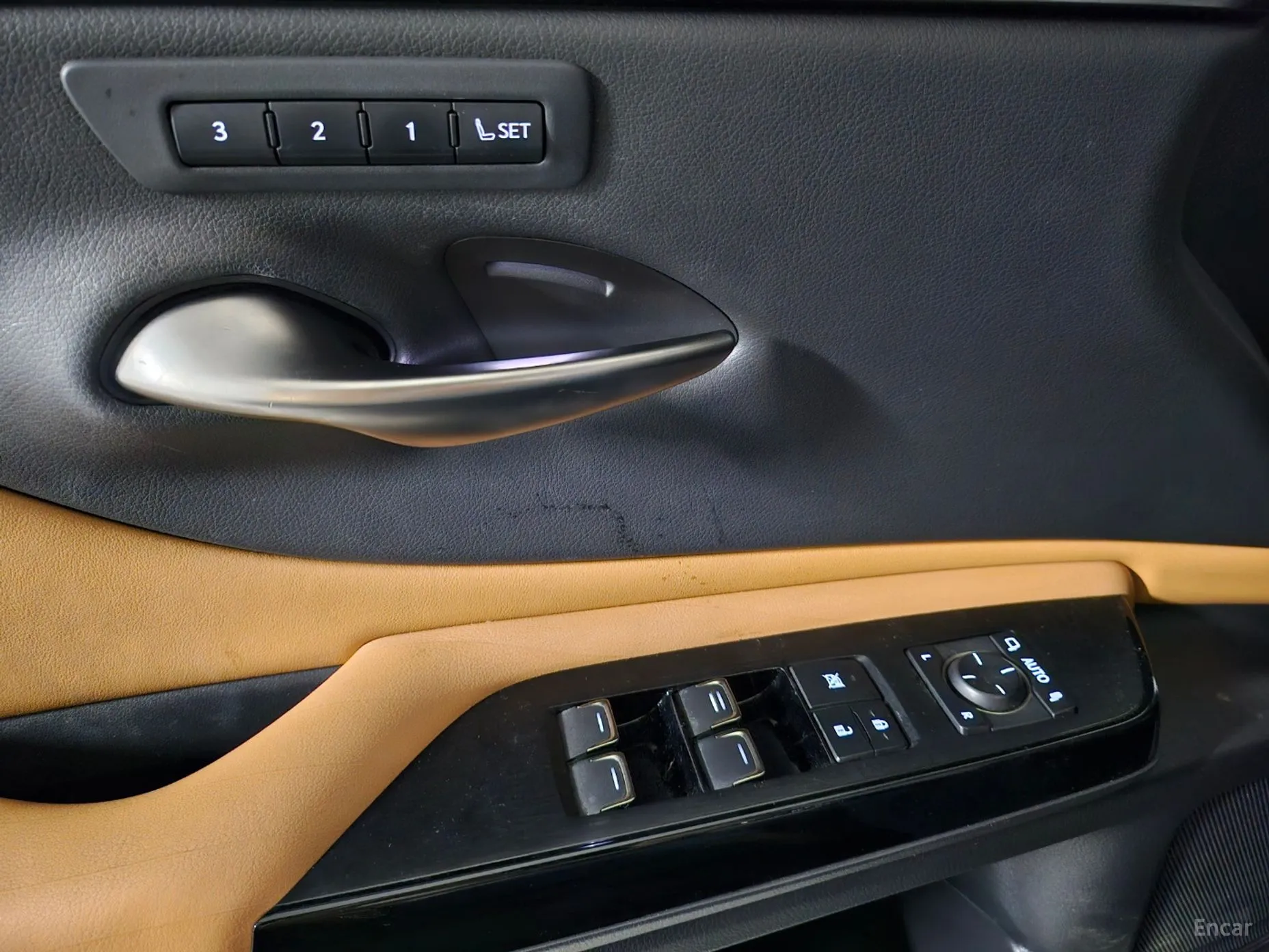 Lexus ES300h 7th Generation превью 16