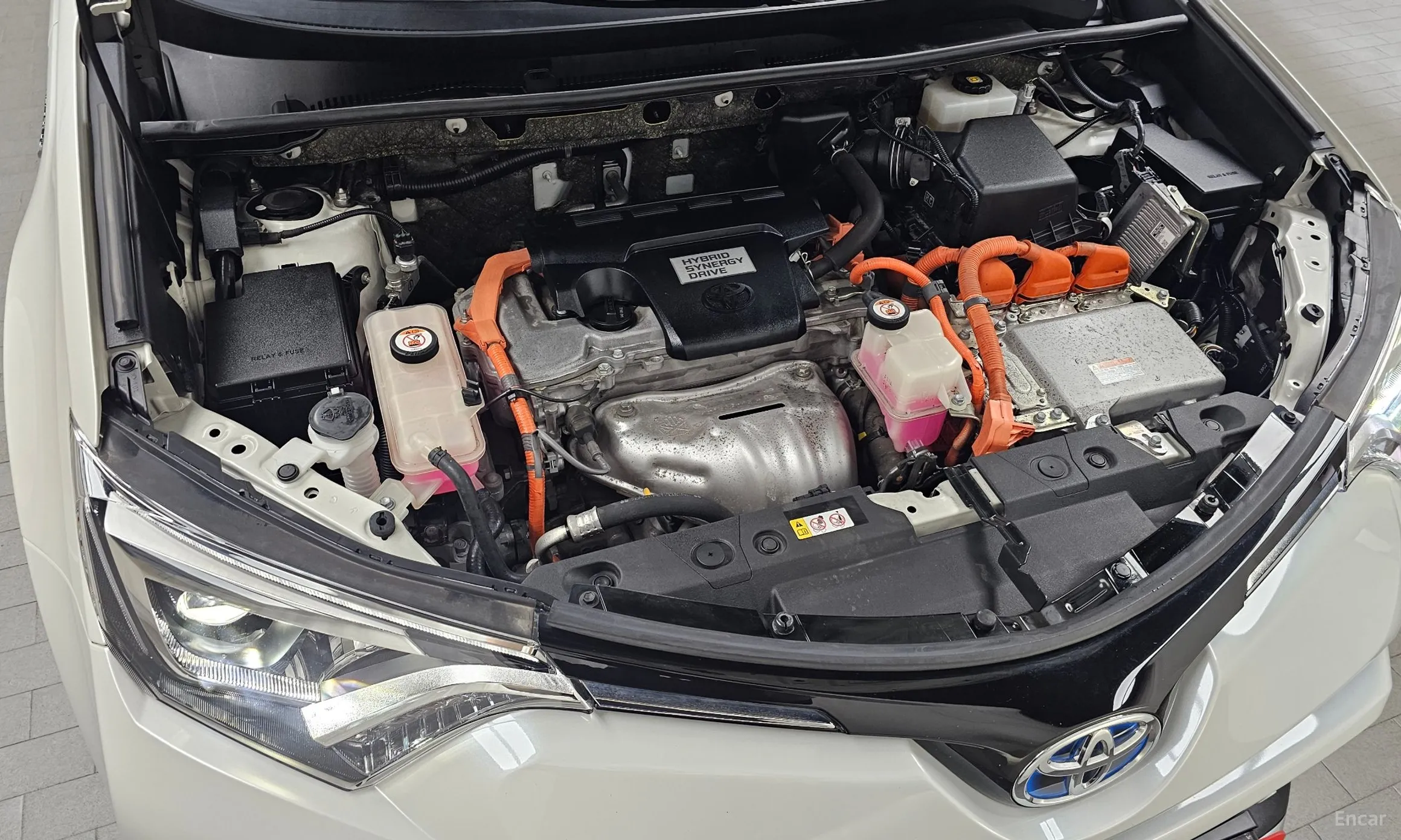 Toyota RAV4 превью 6