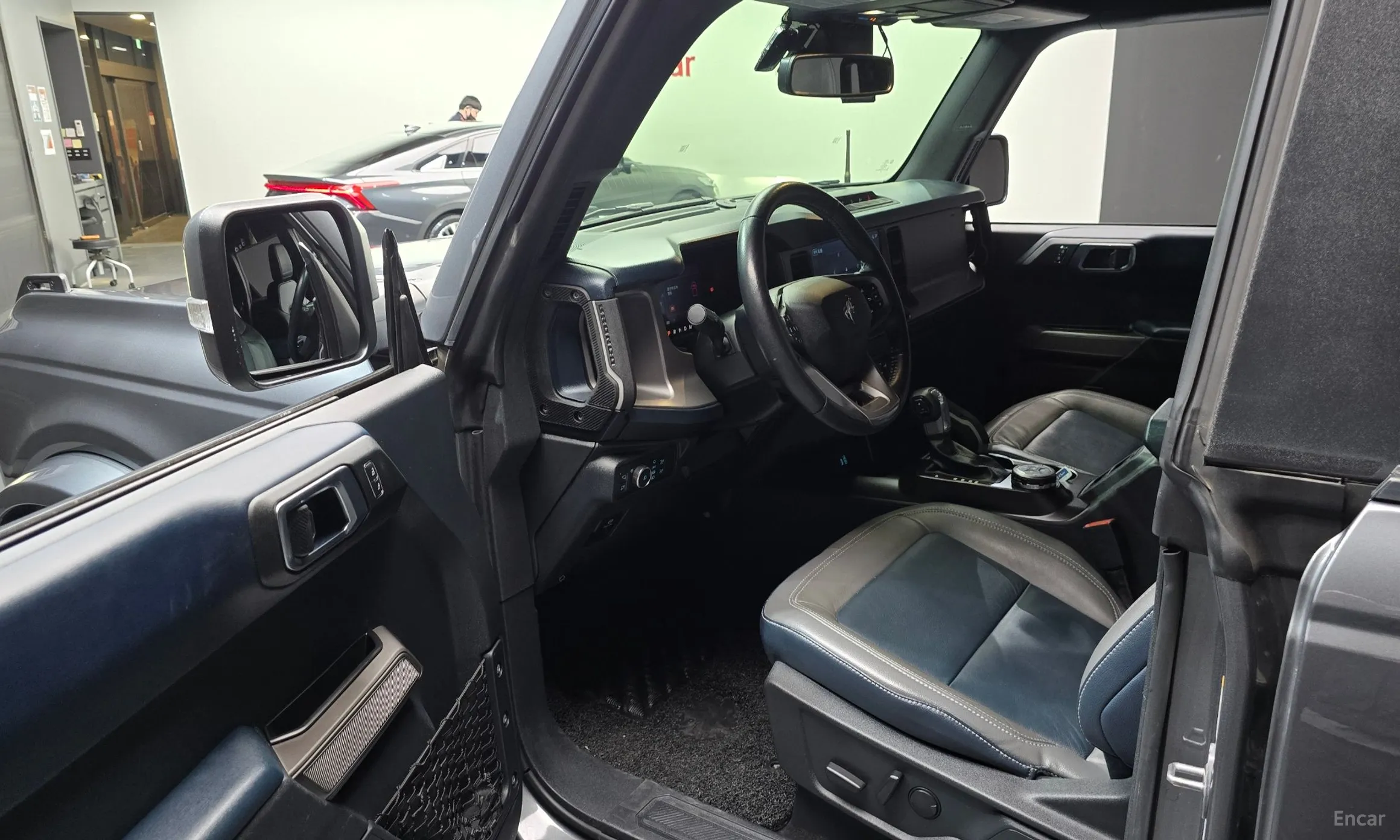 Ford Bronco 6th Generation превью 10