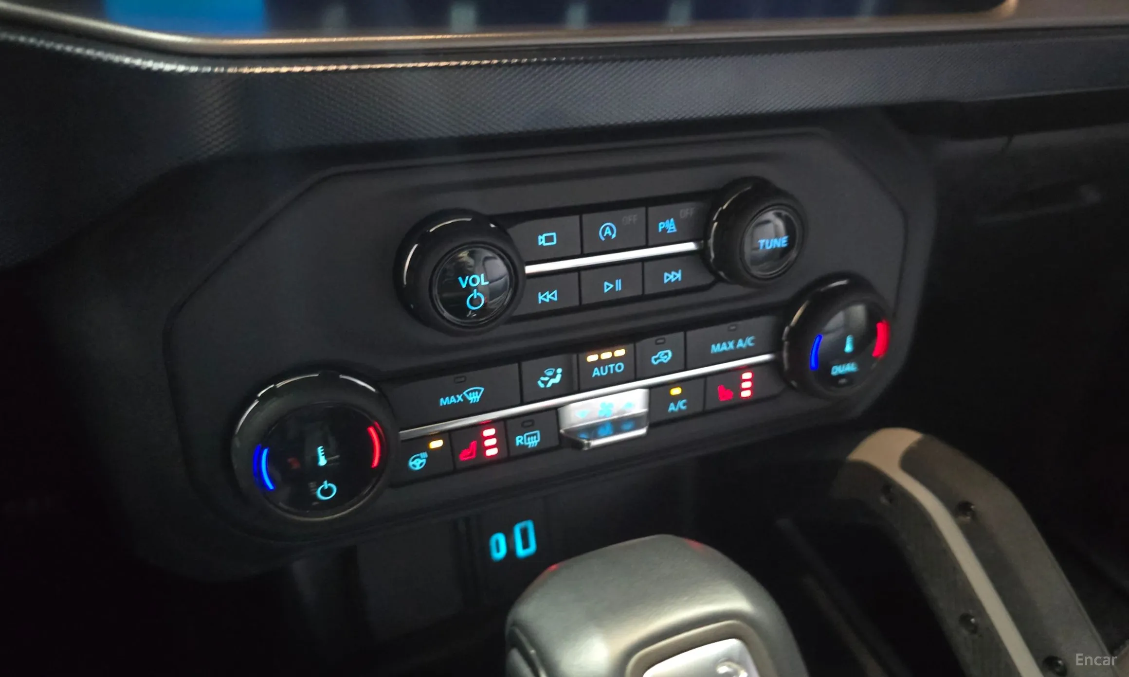 Ford Bronco 6th Generation превью 16