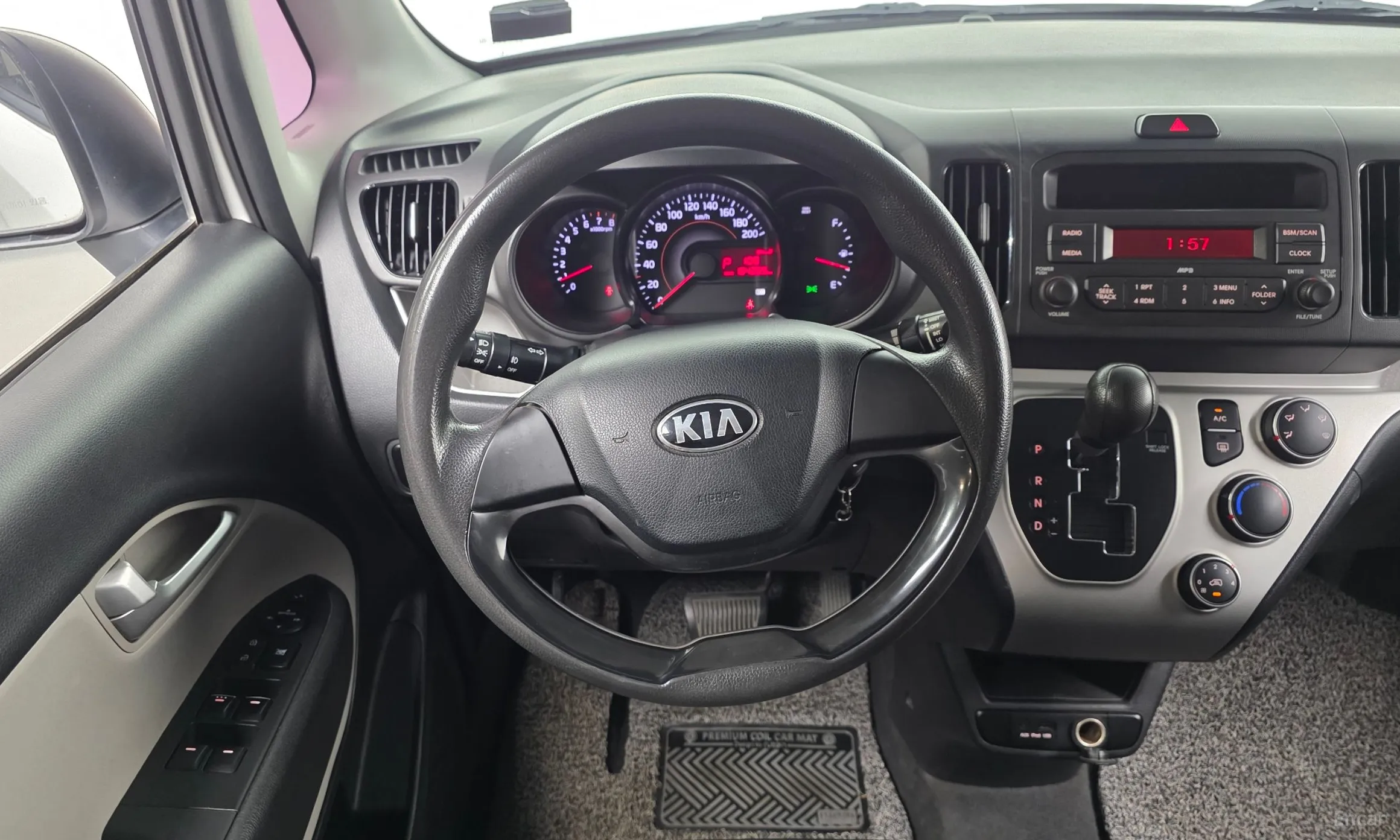 Kia Ray превью 14
