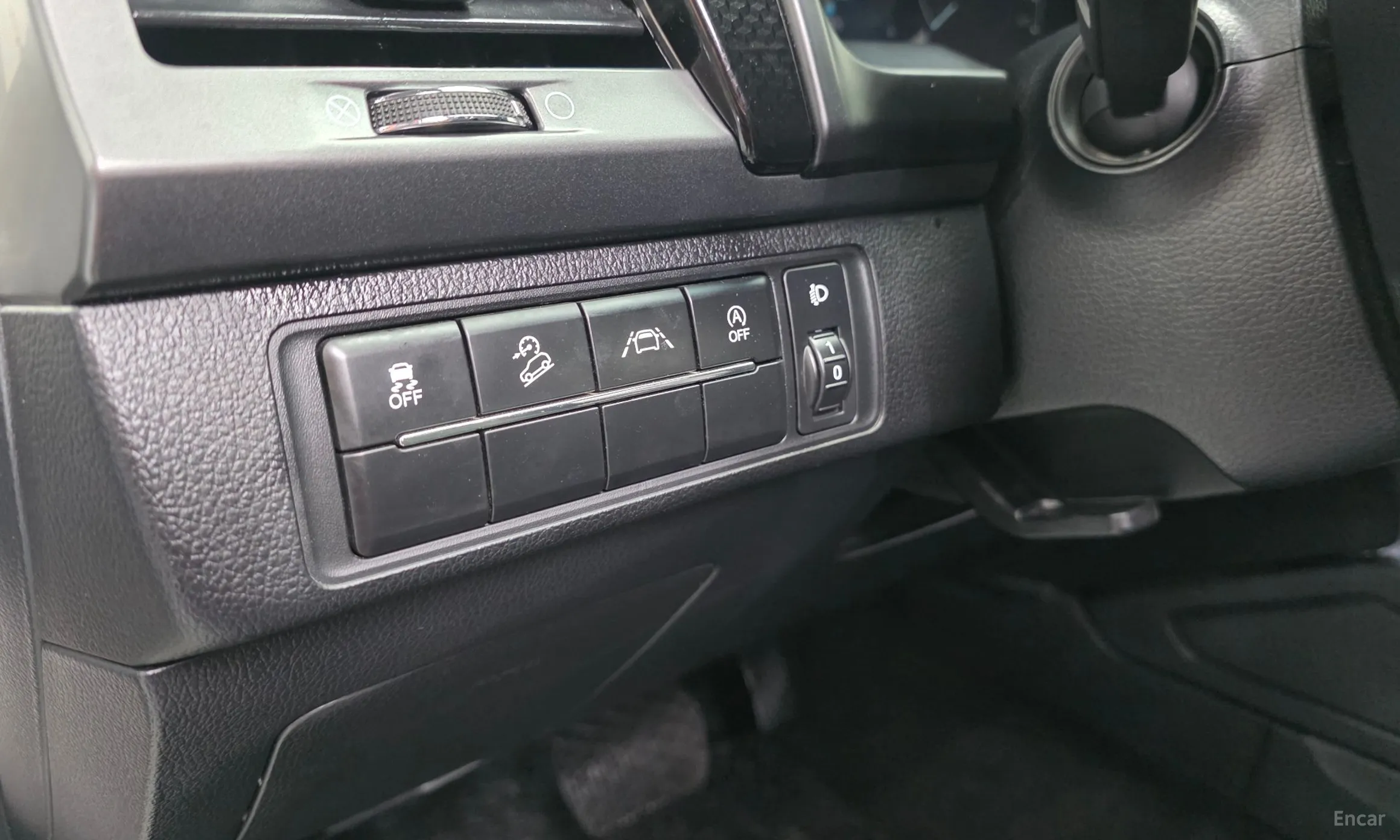 KG Mobility (SsangYong) Rexton Sports Khan превью 13
