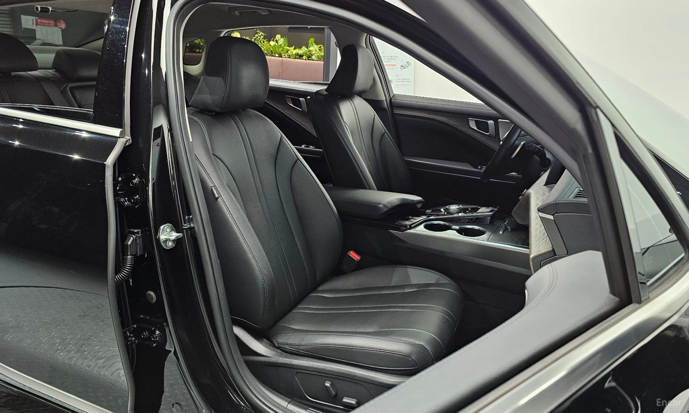 Kia K8 превью 10
