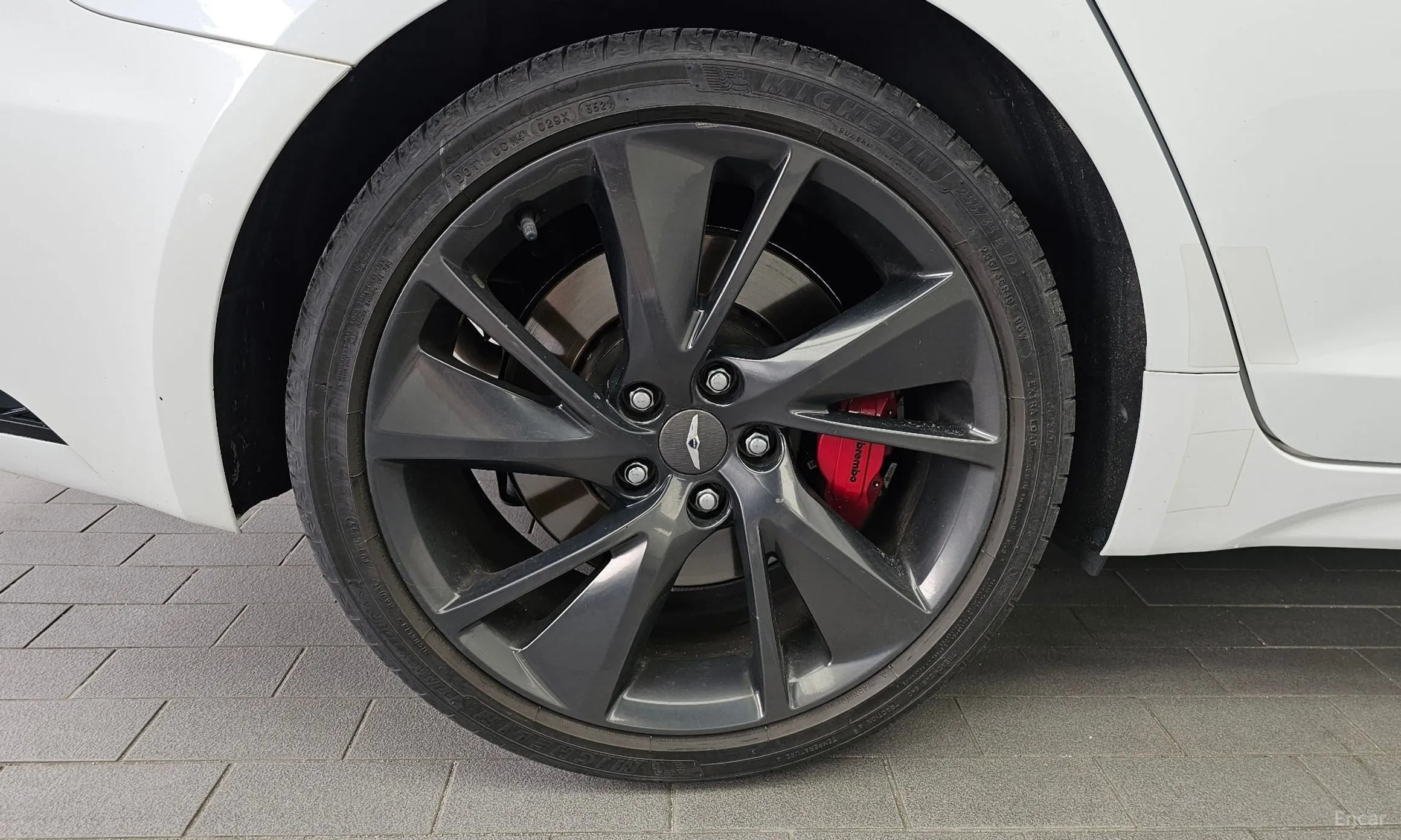 Genesis G70 превью 5