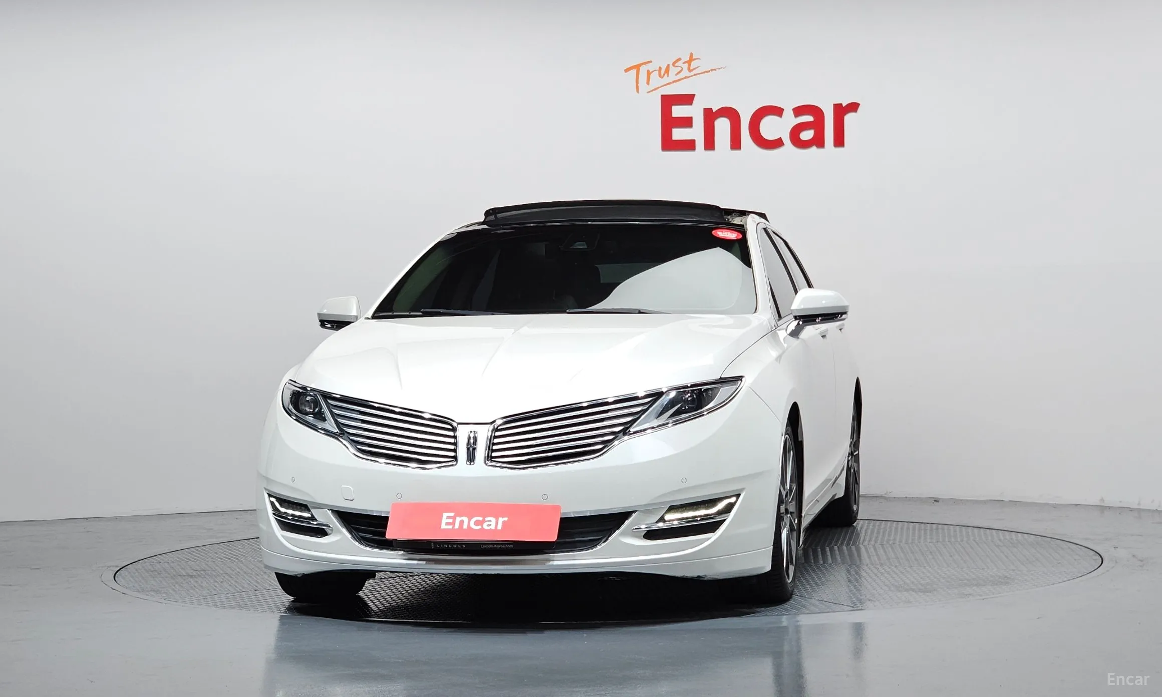 Lincoln New MKZ превью 3