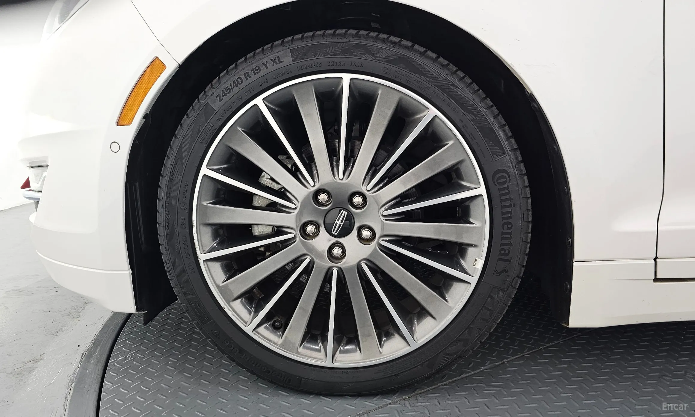 Lincoln New MKZ превью 5