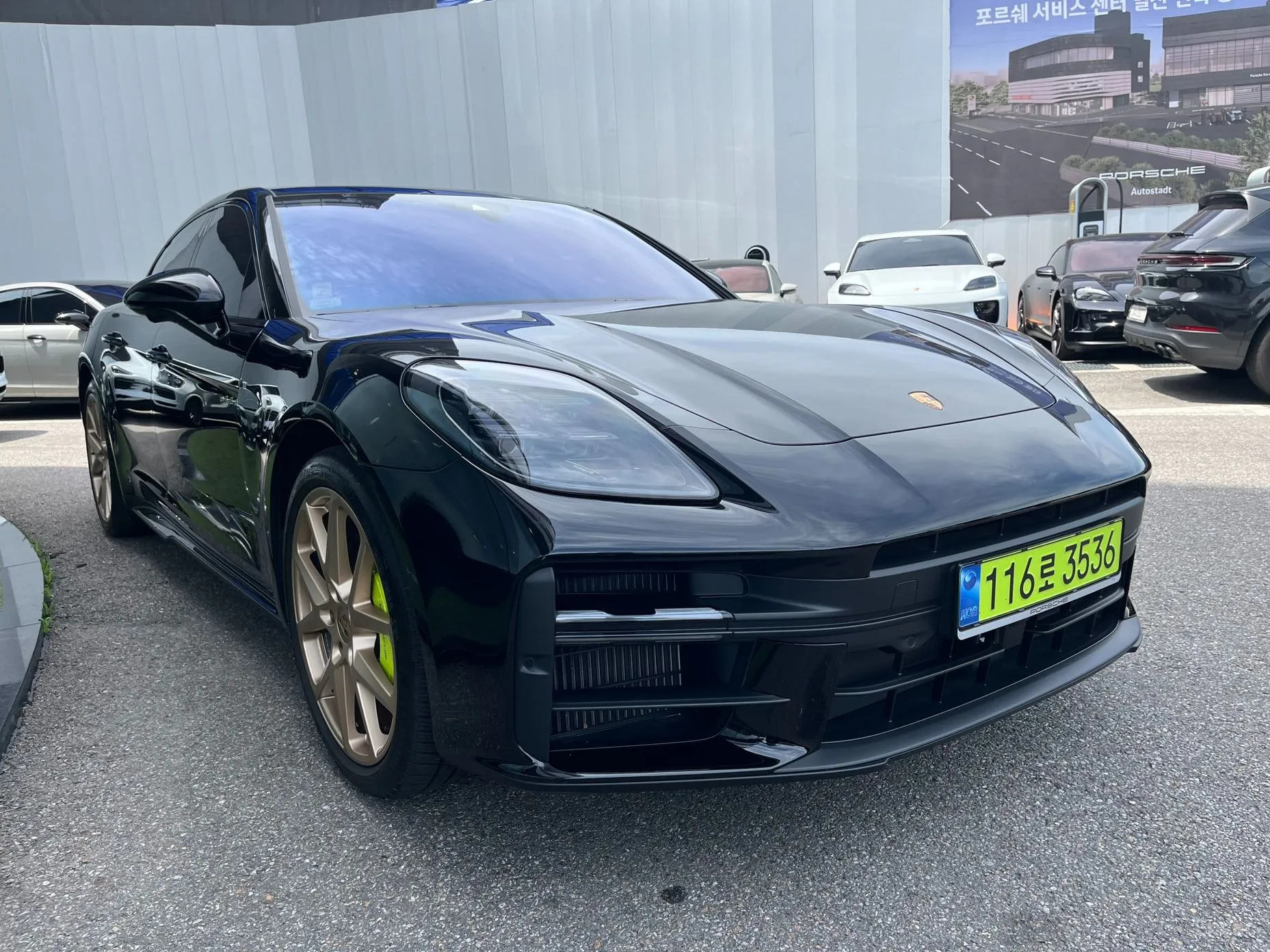 Porsche Panamera (976) превью 2