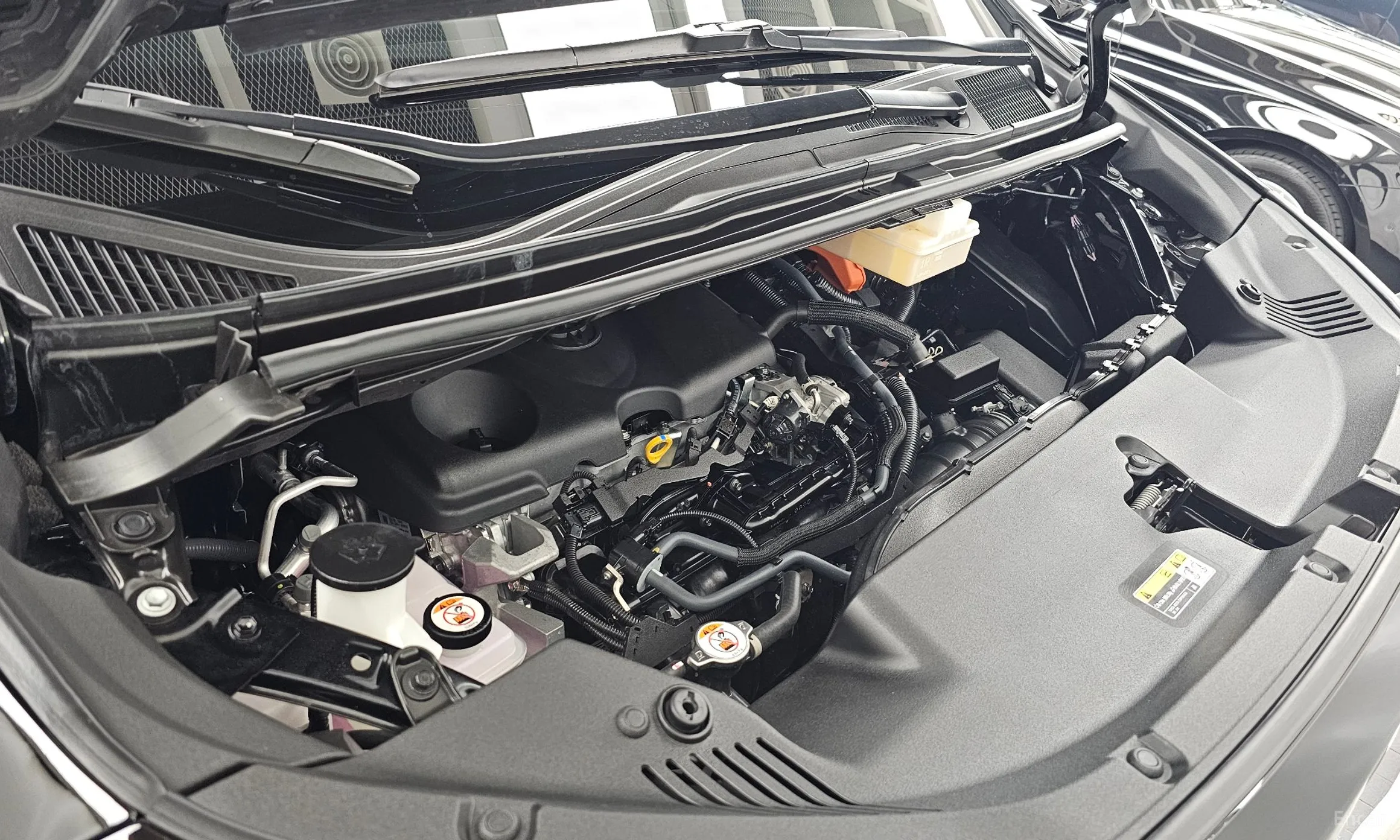 Toyota Alphard 4th Generation превью 6