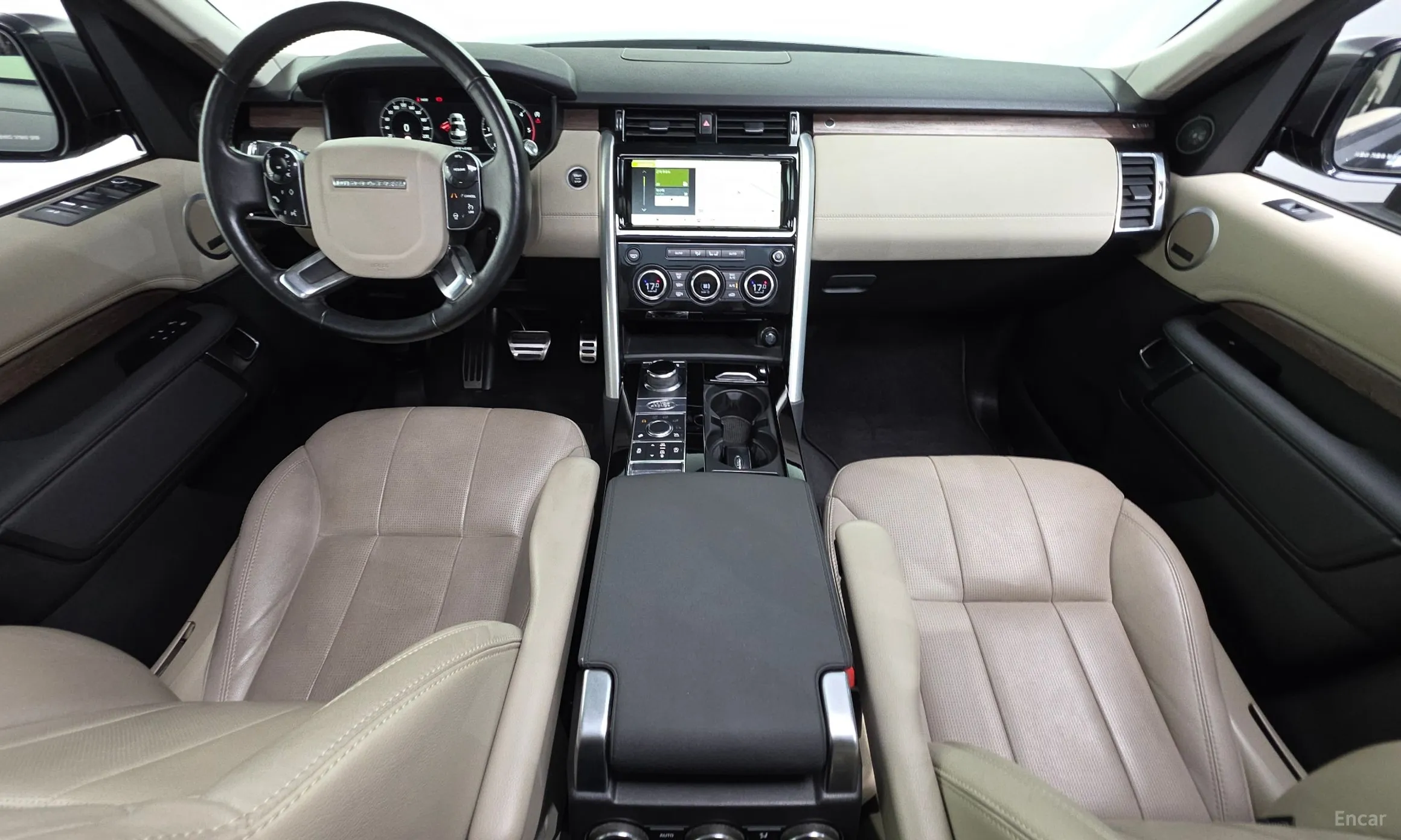 Land Rover Discovery 5 превью 7