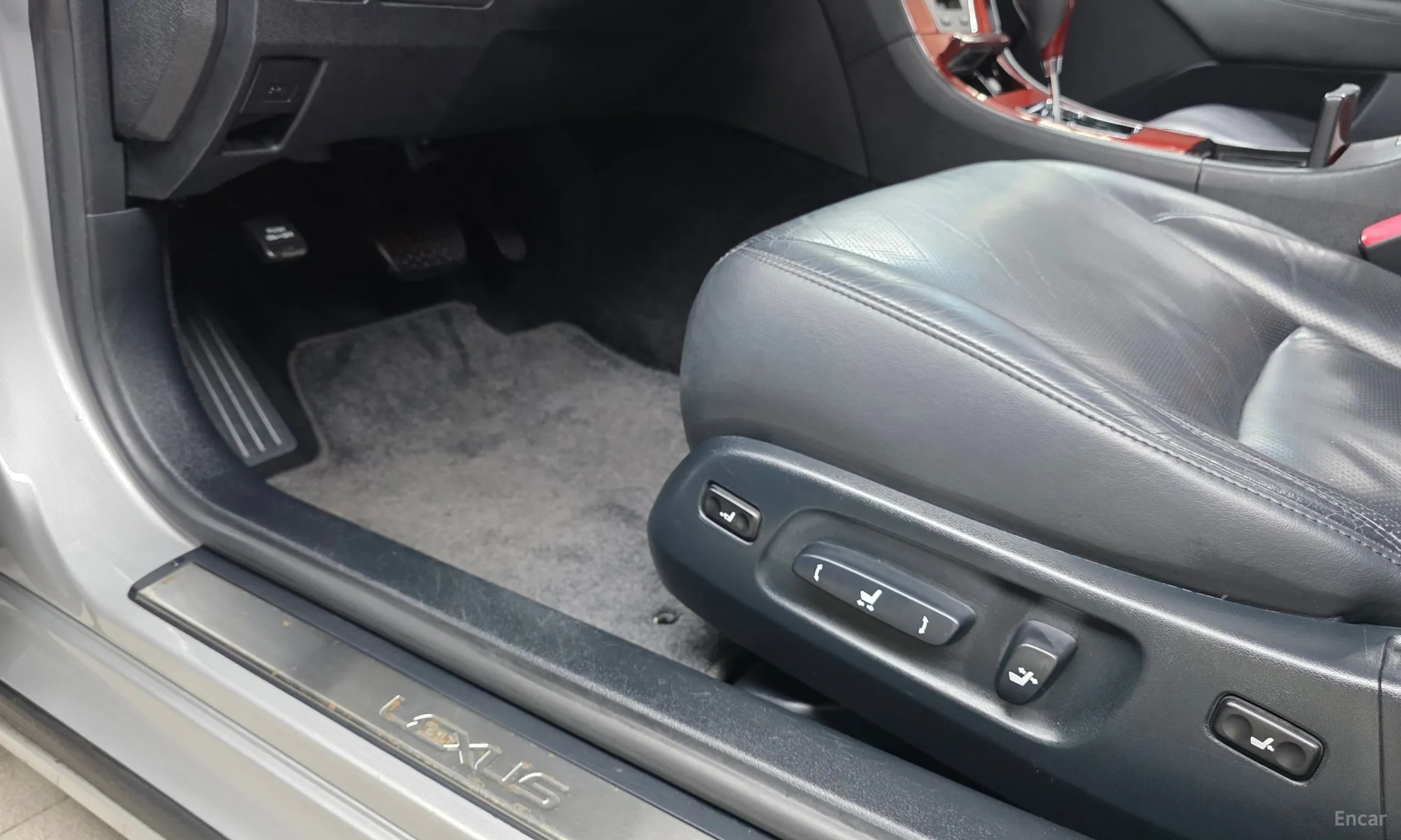 Lexus ES350 превью 16