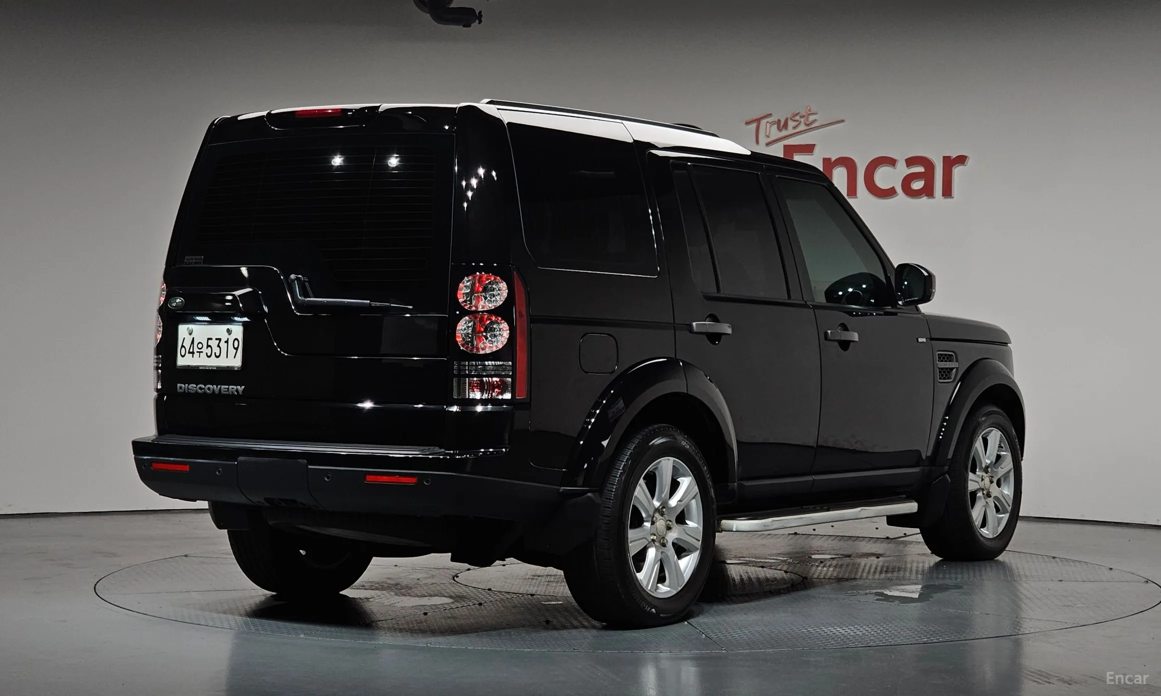 Land Rover Discovery 4
