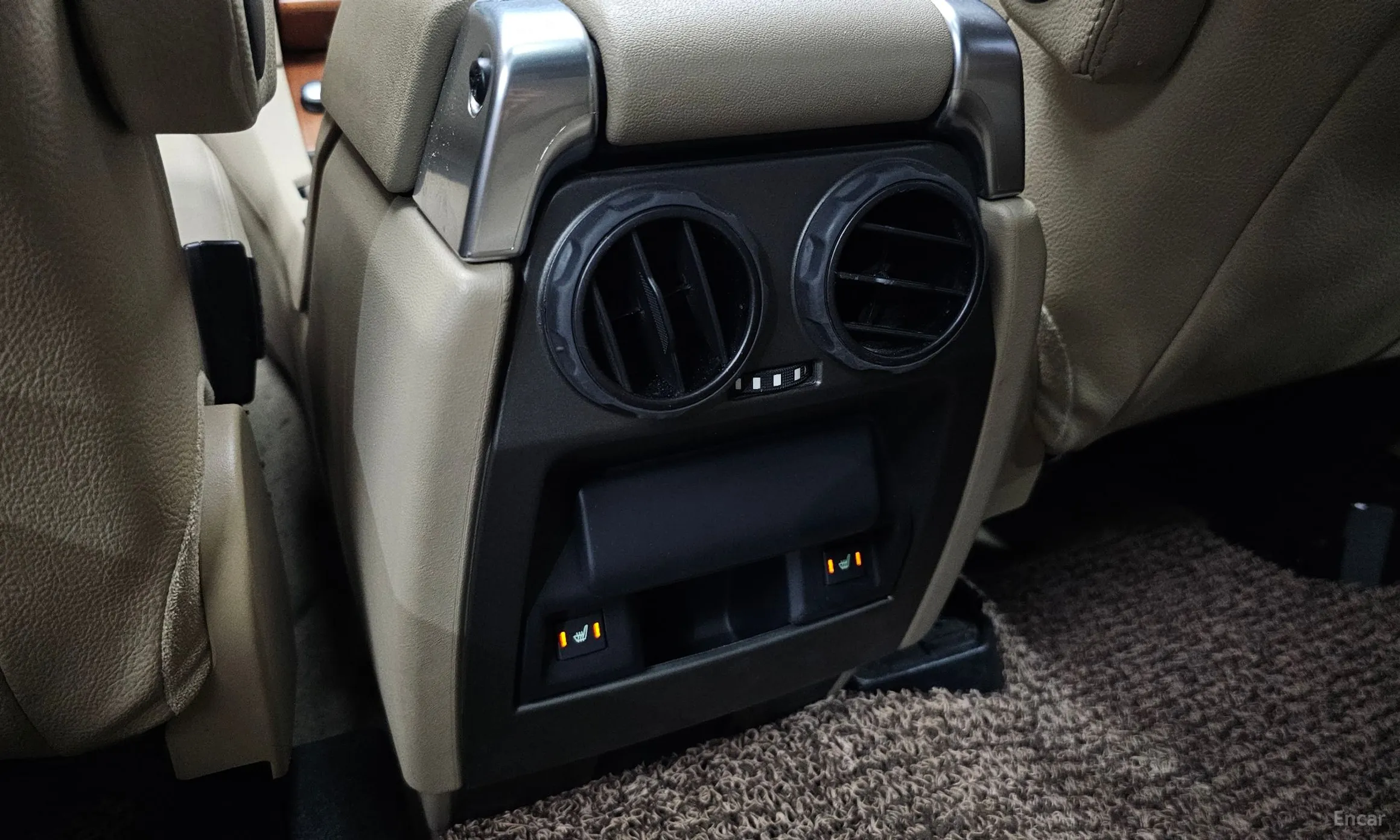 Land Rover Discovery 4 превью 19