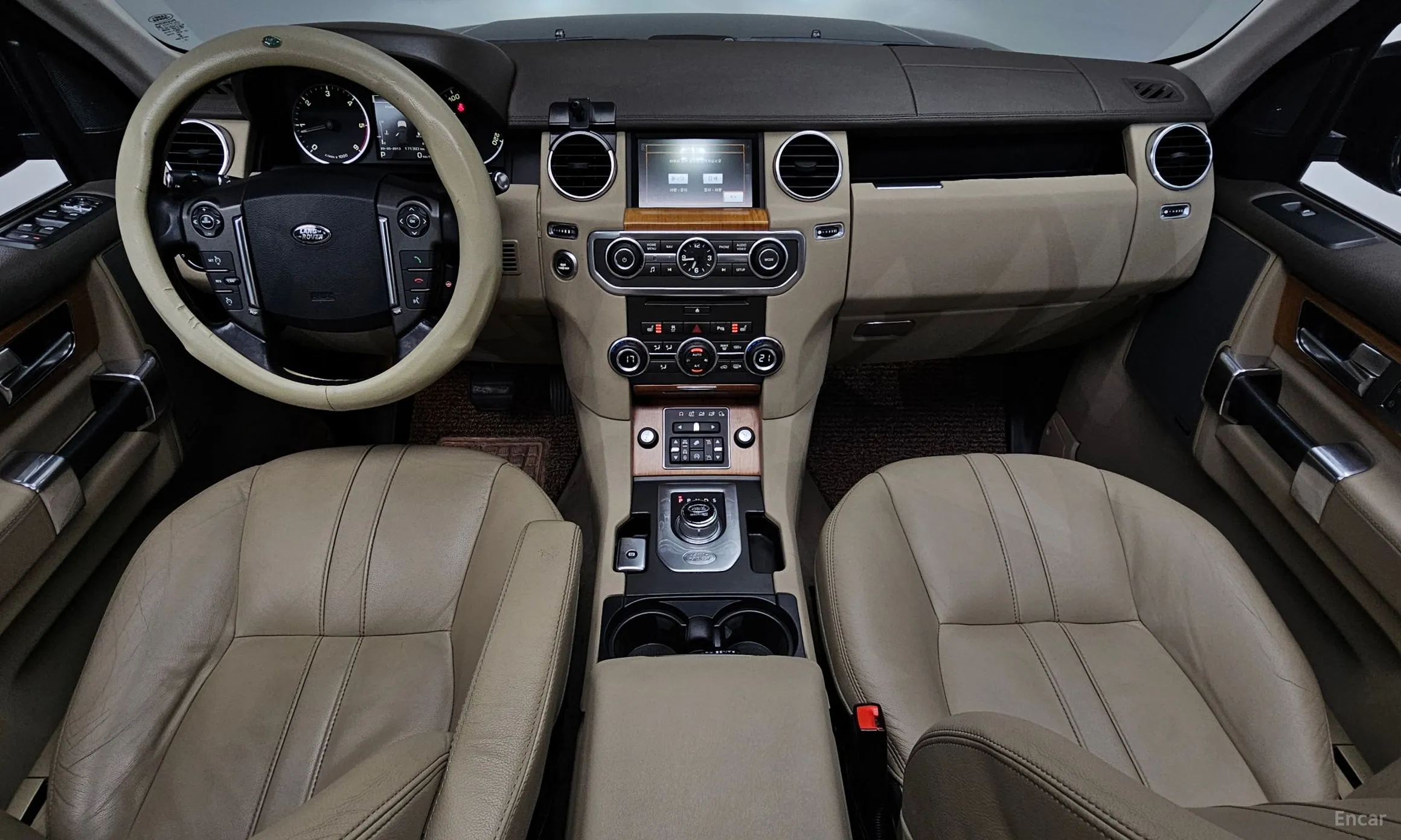 Land Rover Discovery 4 превью 7