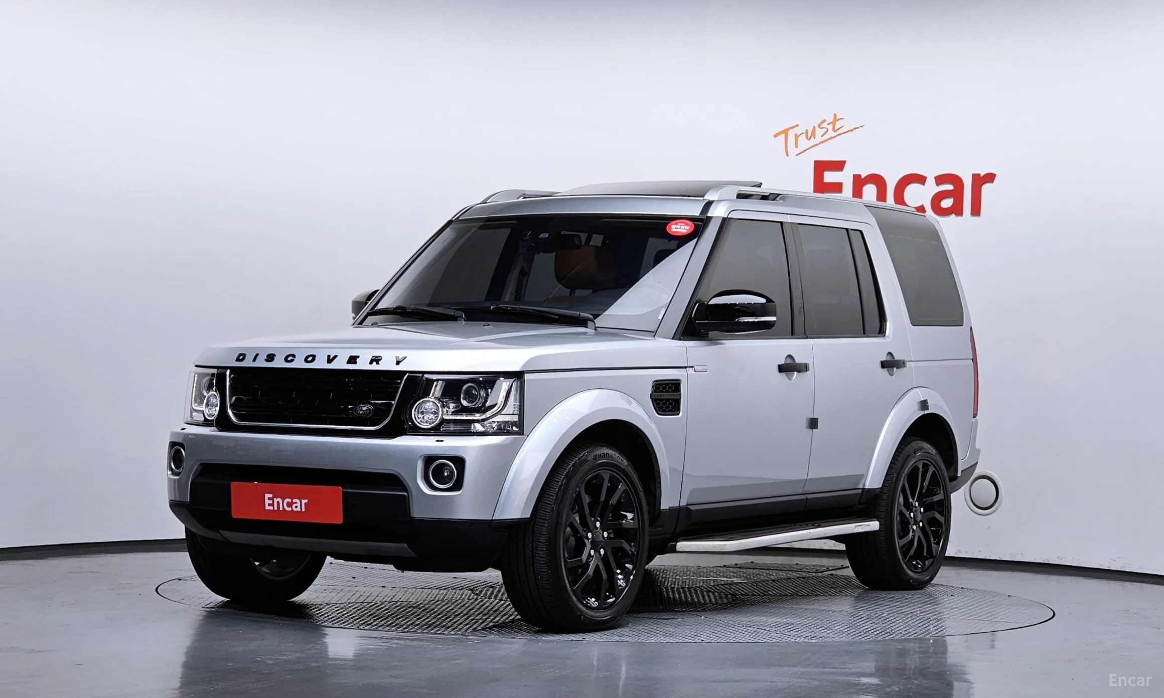 Land Rover Discovery 4