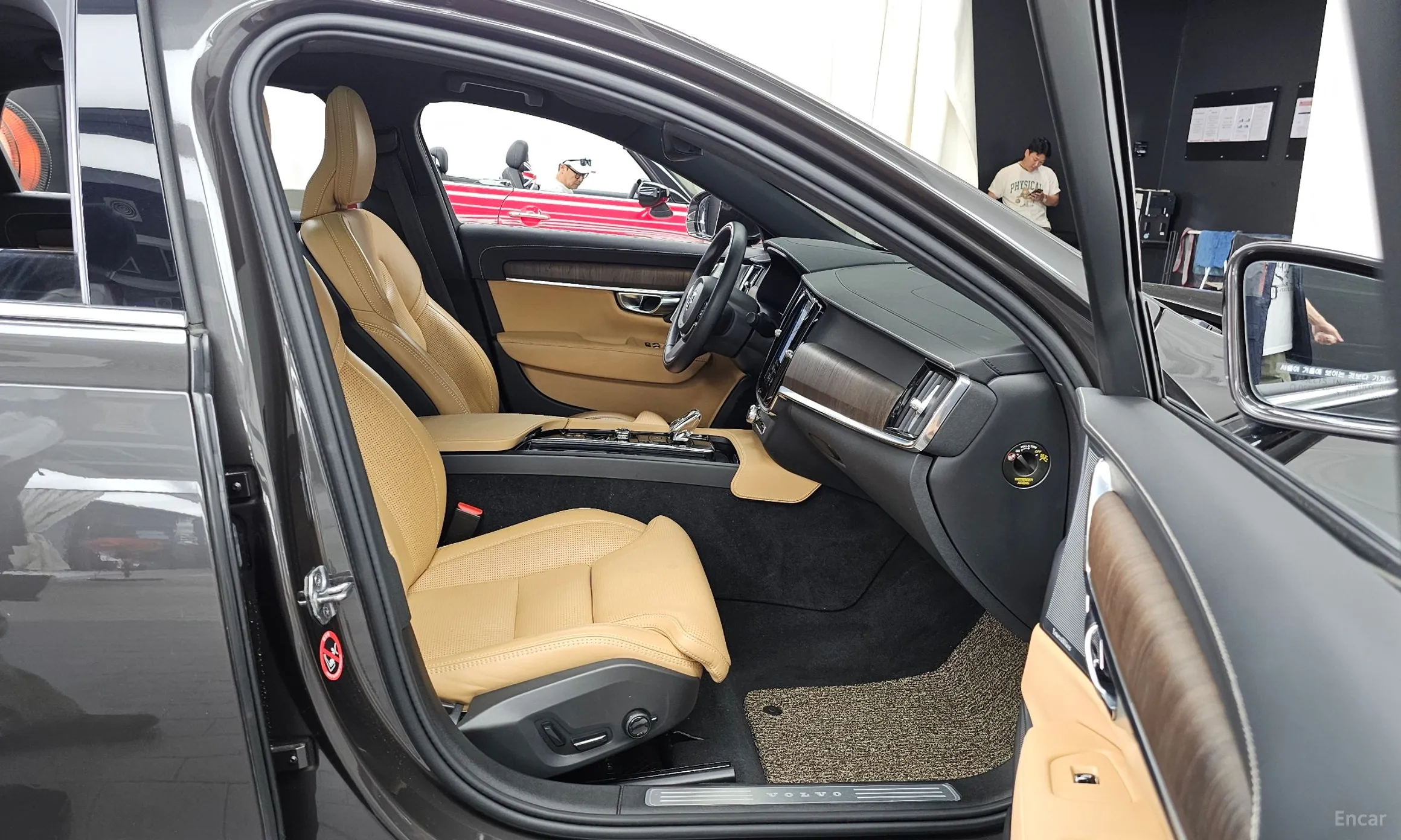 Volvo S90 превью 11