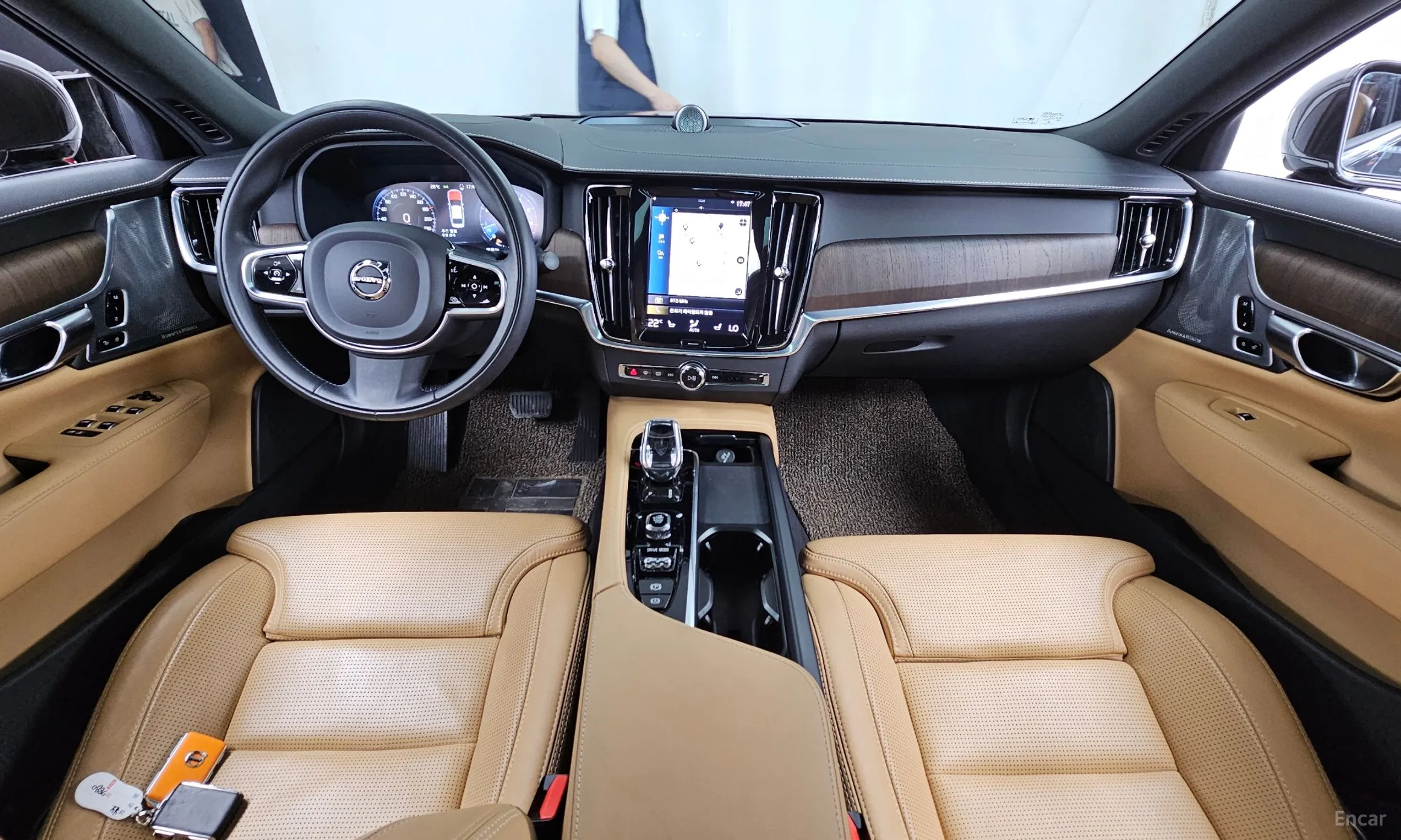 Volvo S90 превью 7