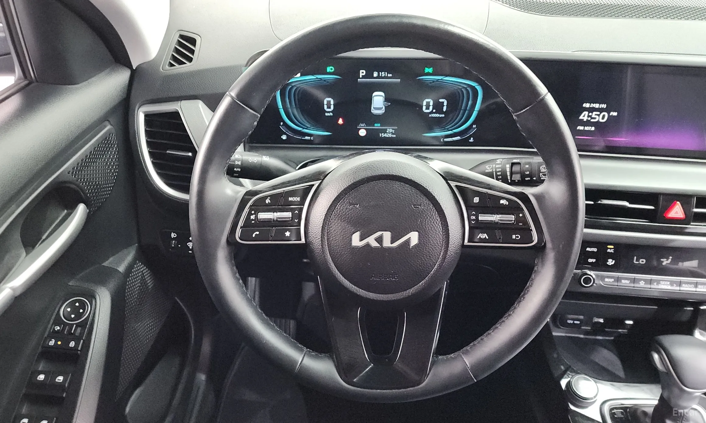 Kia Seltos превью 15