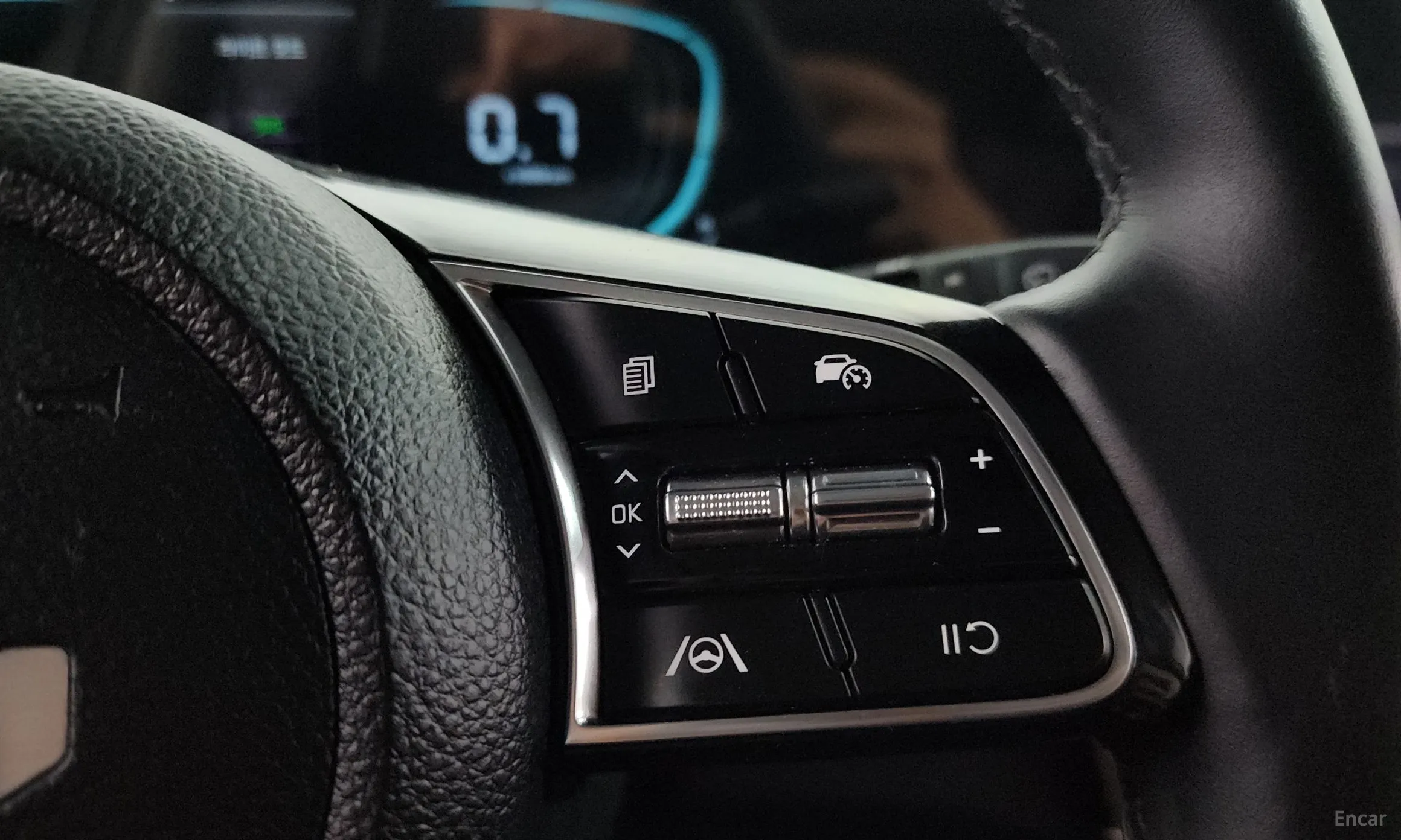 Kia Seltos превью 18