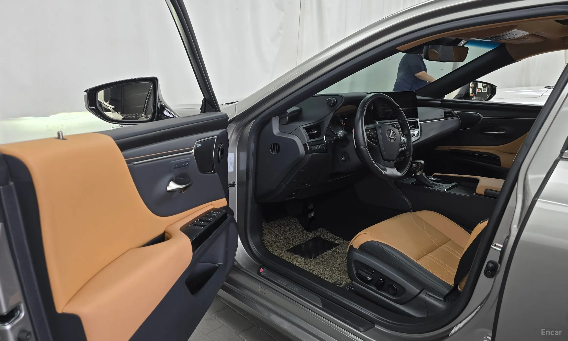 Lexus ES300h 7th Generation превью 10