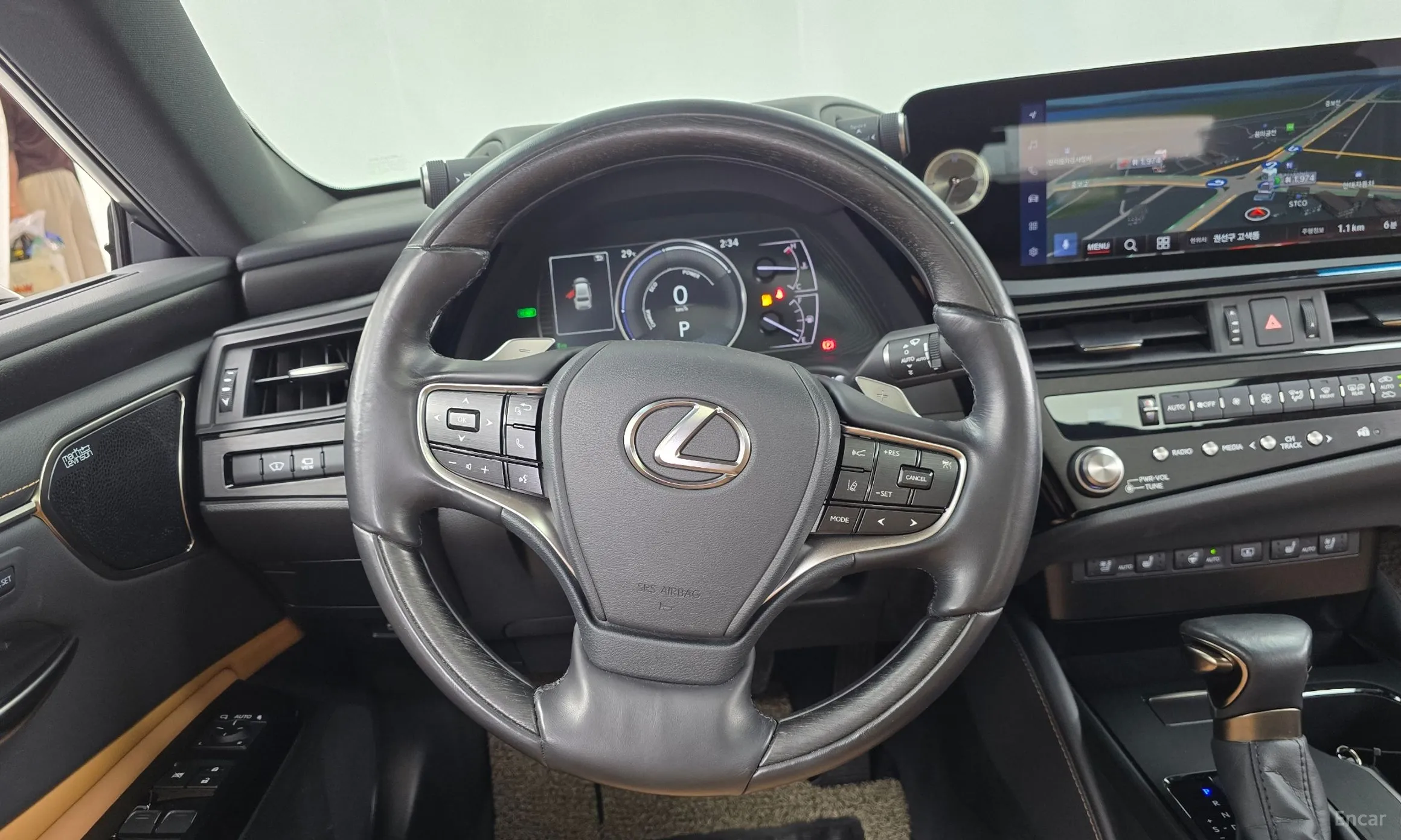 Lexus ES300h 7th Generation превью 13
