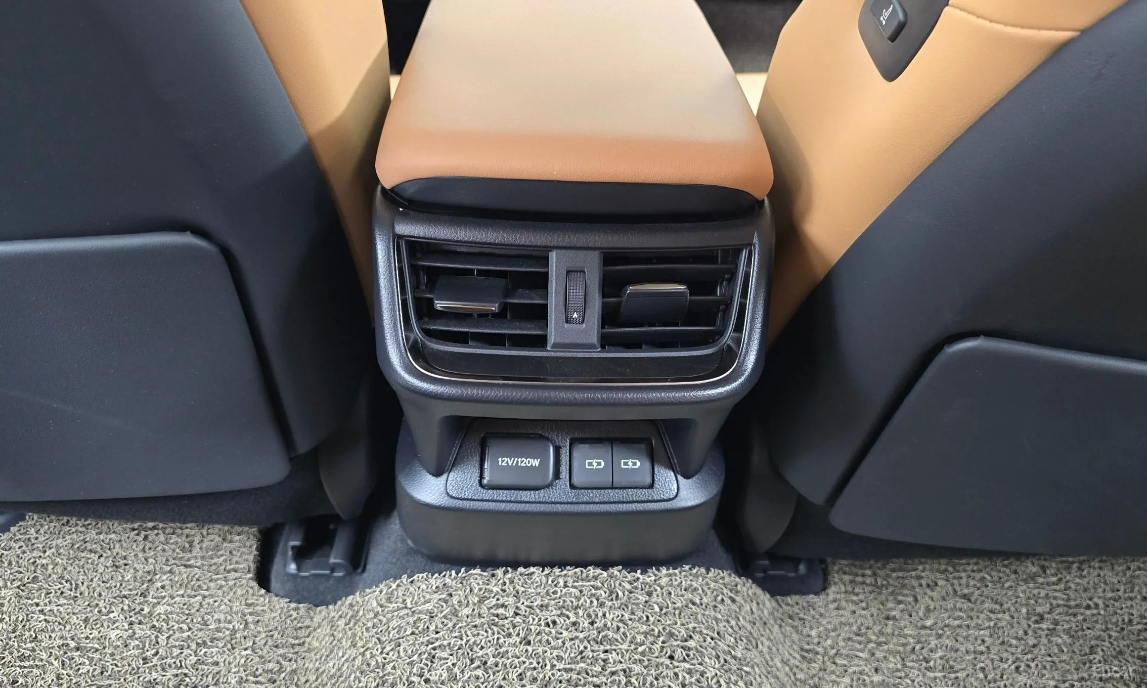 Lexus ES300h 7th Generation превью 19