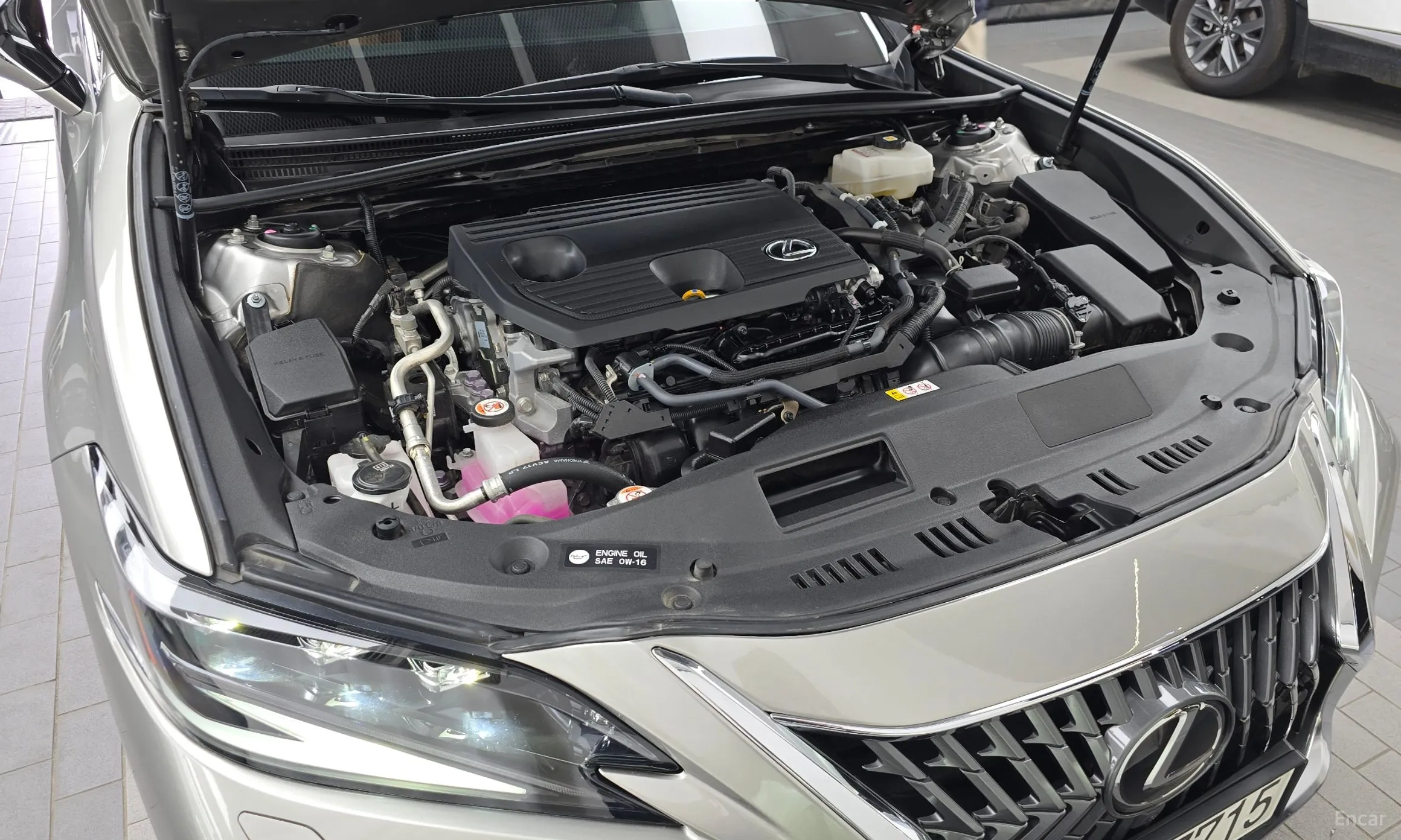 Lexus ES300h 7th Generation превью 6