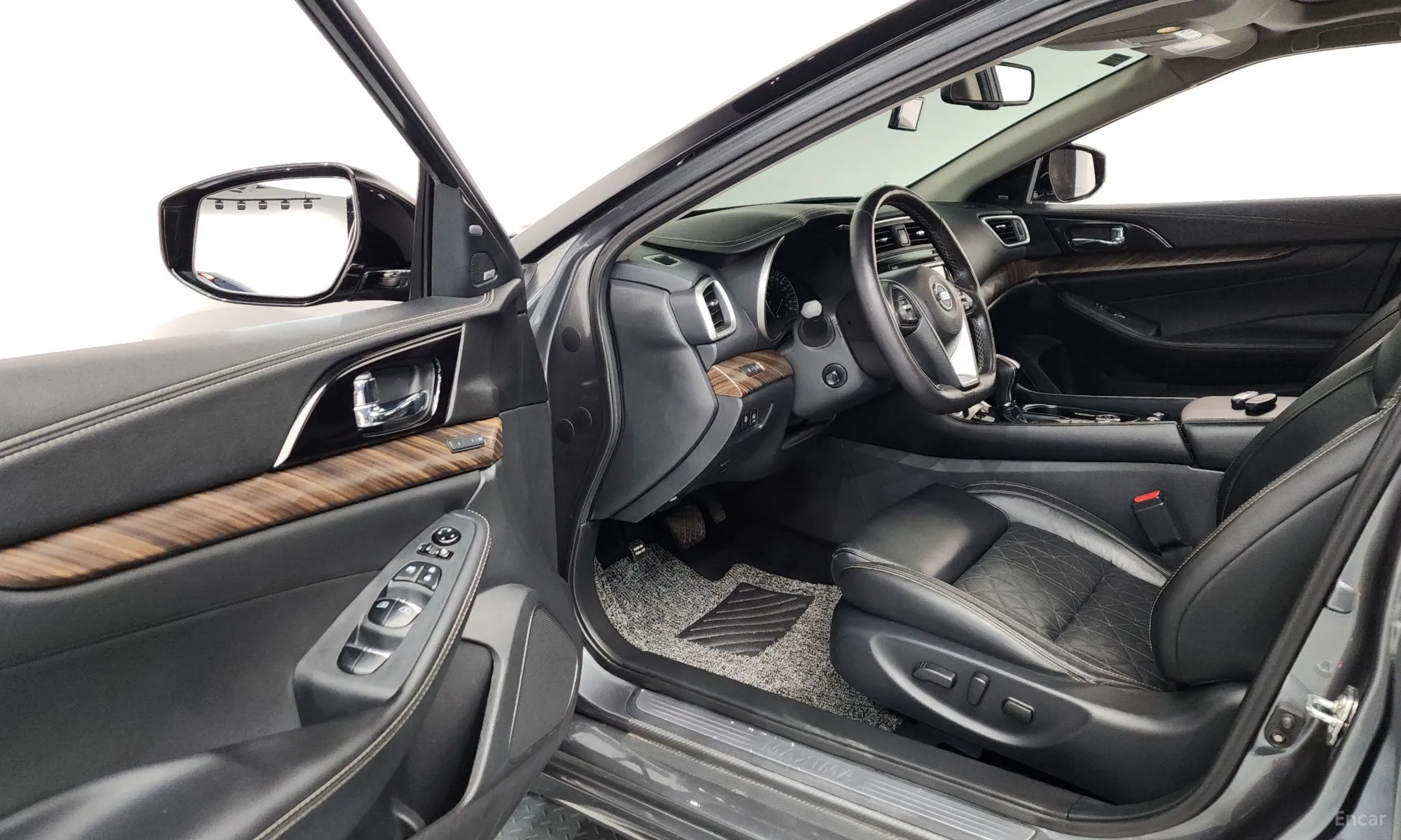 Nissan Maxima (A36) превью 10