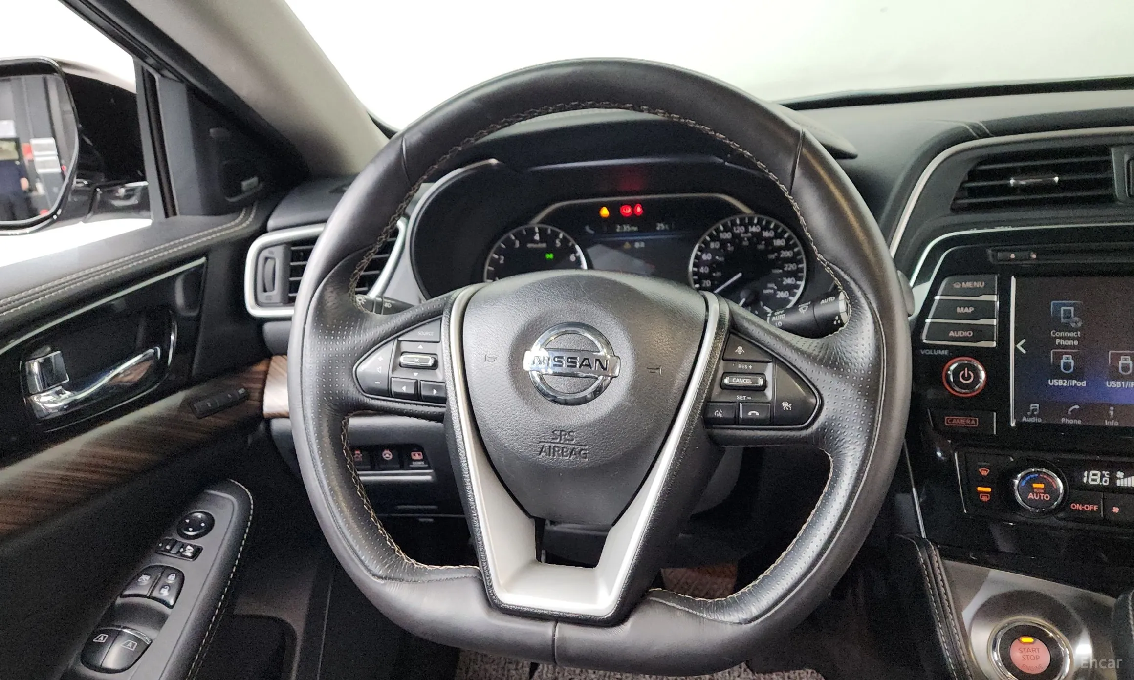 Nissan Maxima (A36) превью 12