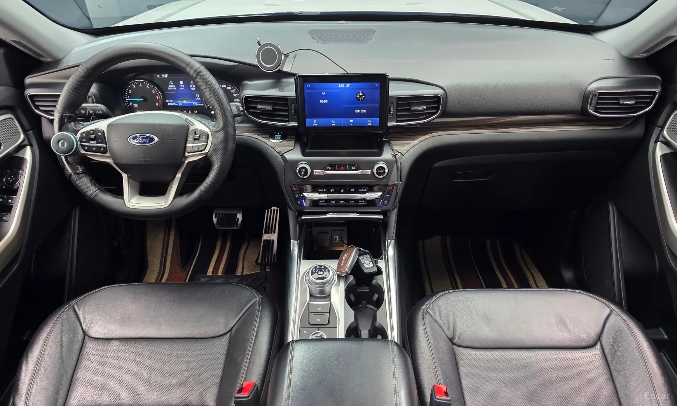 Ford Explorer 6th Generation превью 7