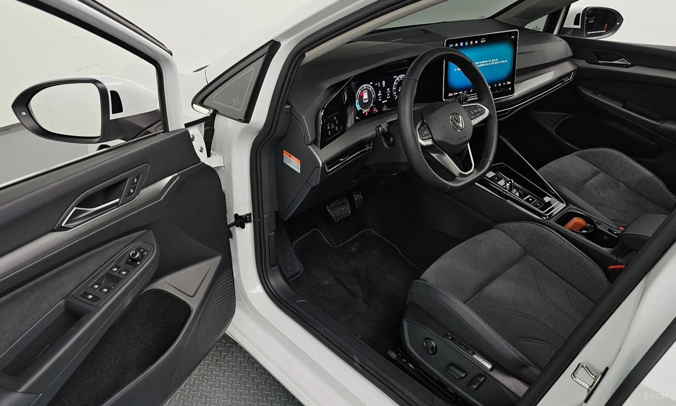 Volkswagen Golf 8th Generation превью 10