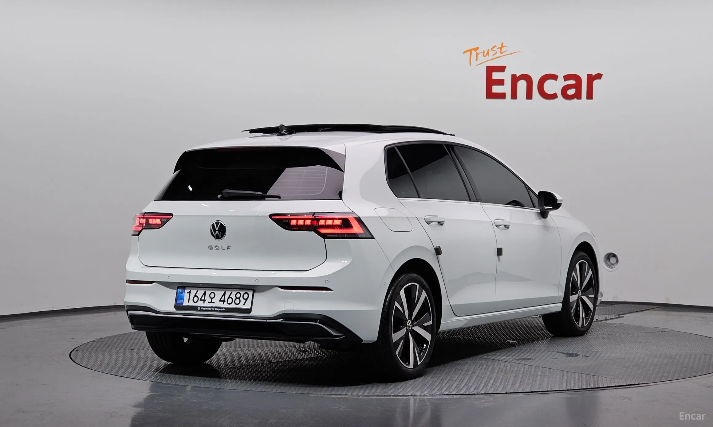 Volkswagen Golf 8th Generation превью 2