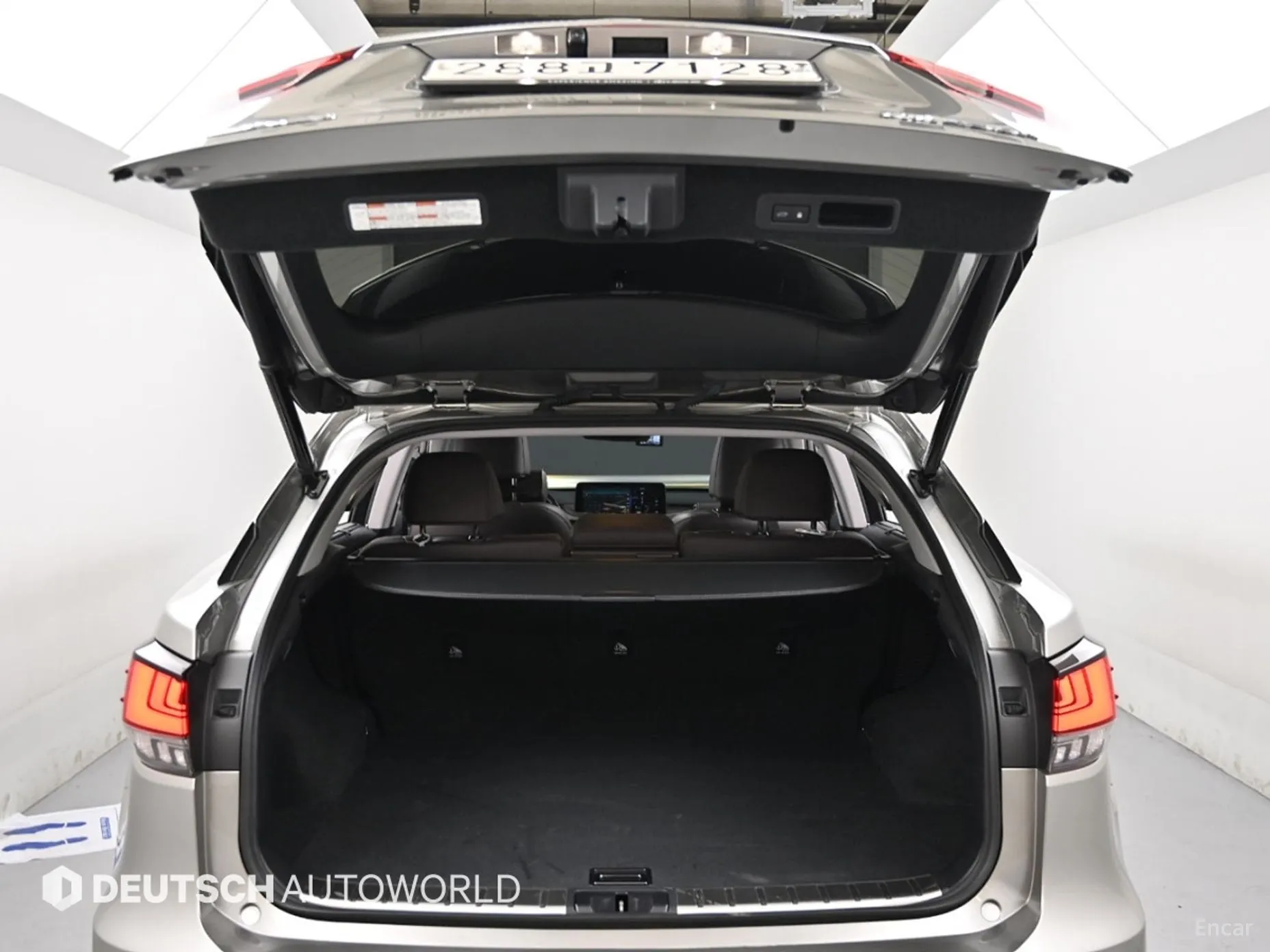 Lexus RX450h Gen 4 превью 17