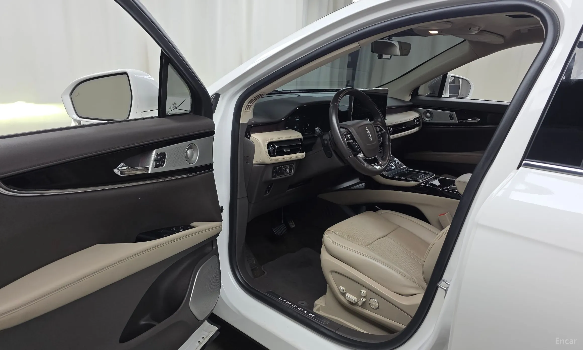 Lincoln Nautilus Gen 1 превью 10