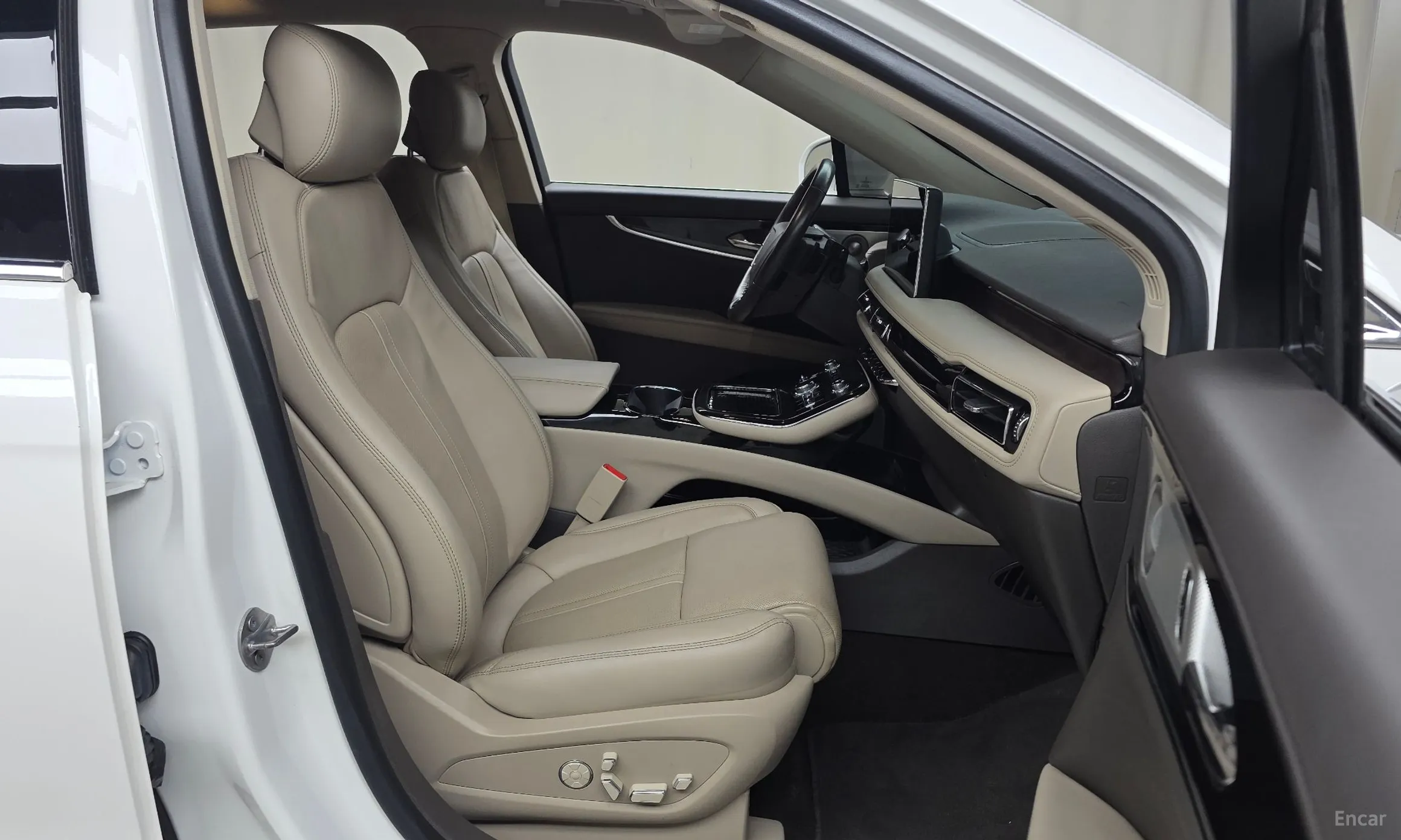 Lincoln Nautilus Gen 1 превью 11