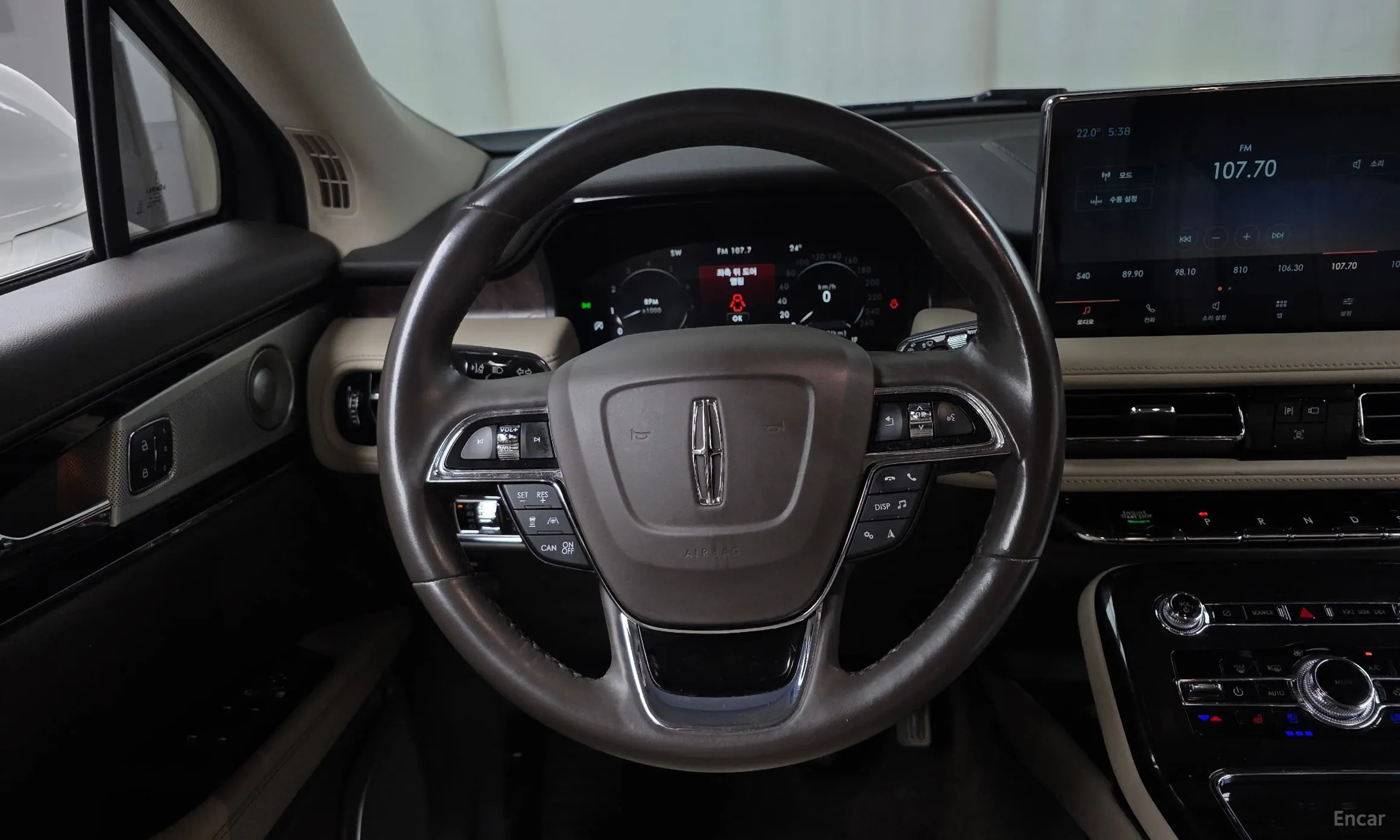 Lincoln Nautilus Gen 1 превью 13