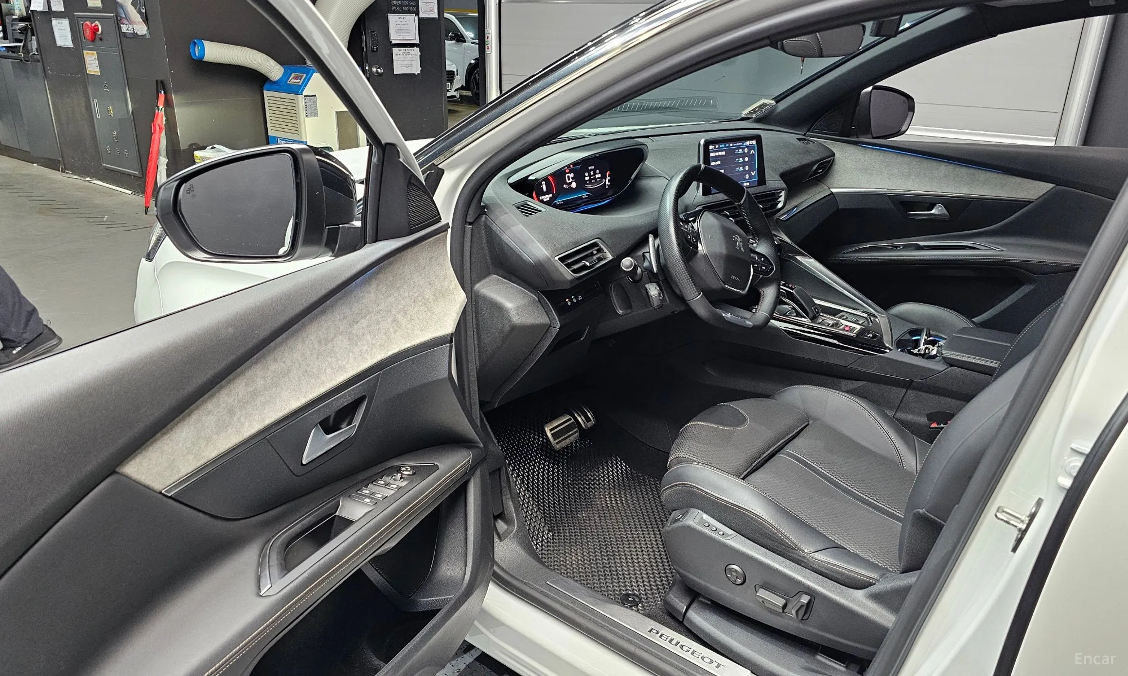 Peugeot 3008 2nd generation превью 10
