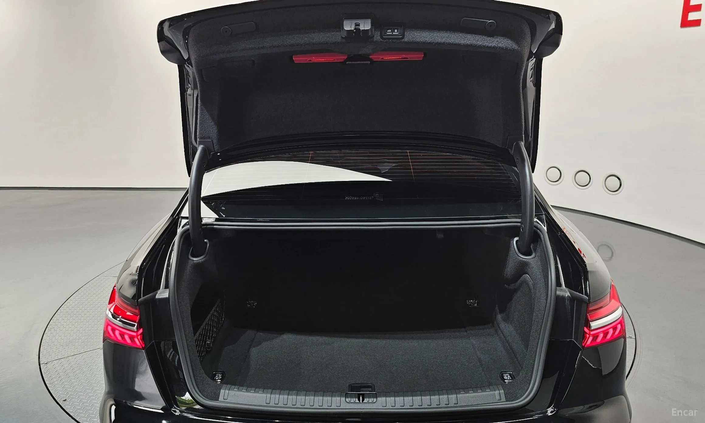Audi A6 (C8) превью 18