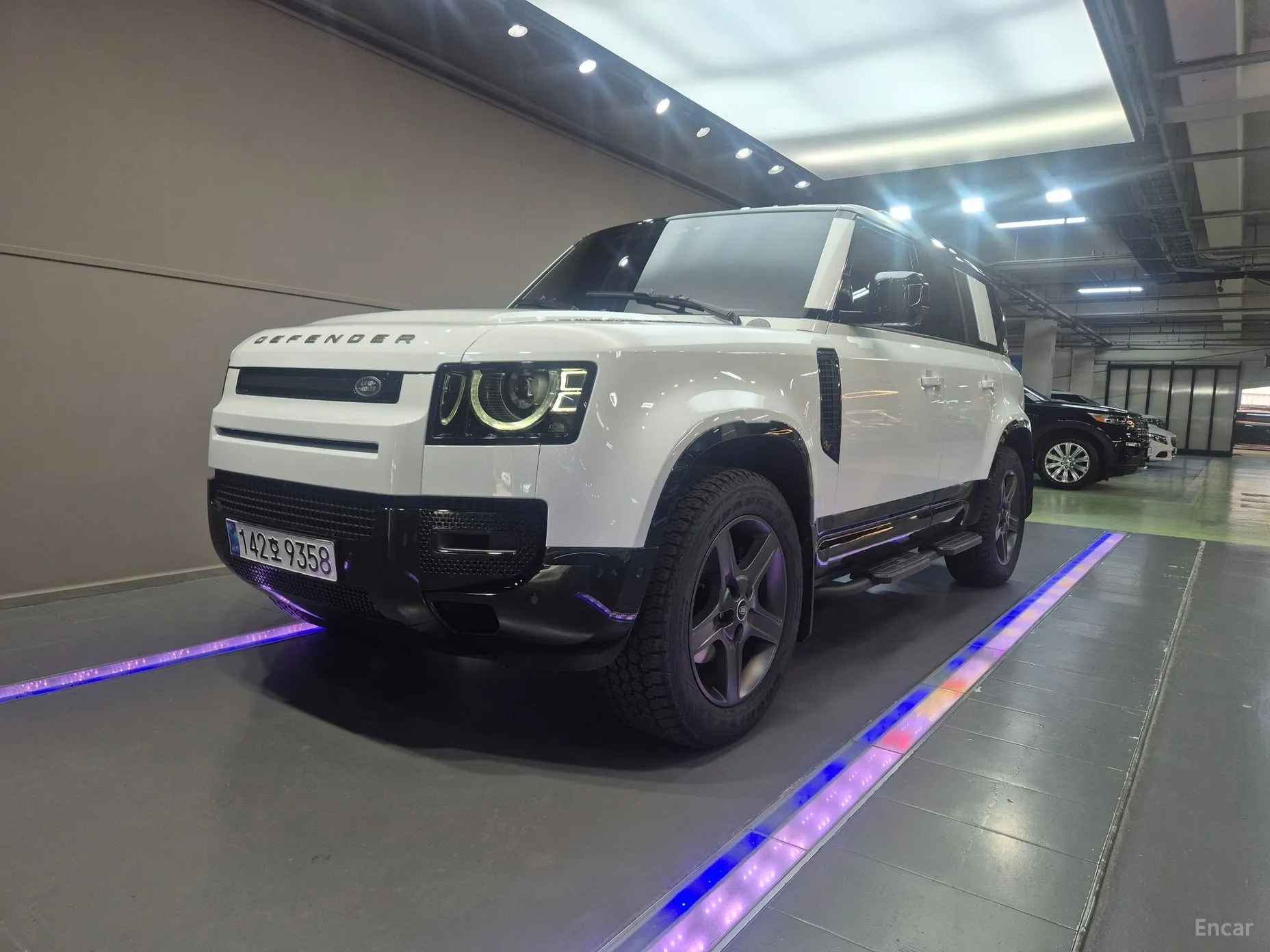 Land Rover Defender (L663)