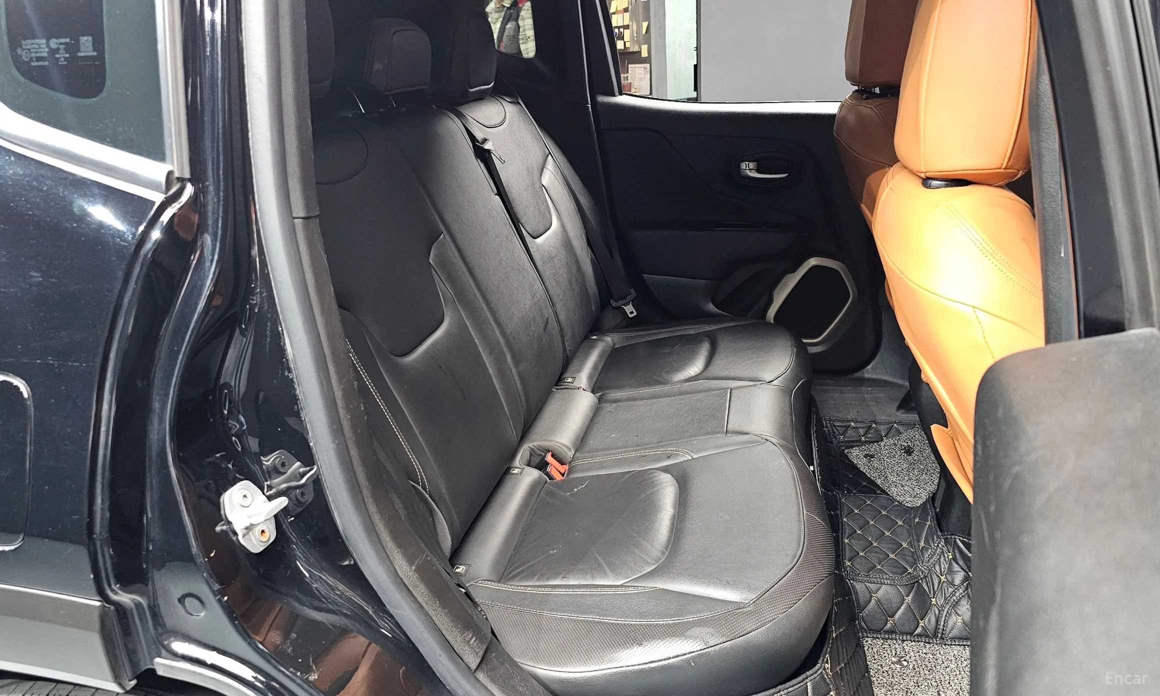 Jeep Renegade превью 11
