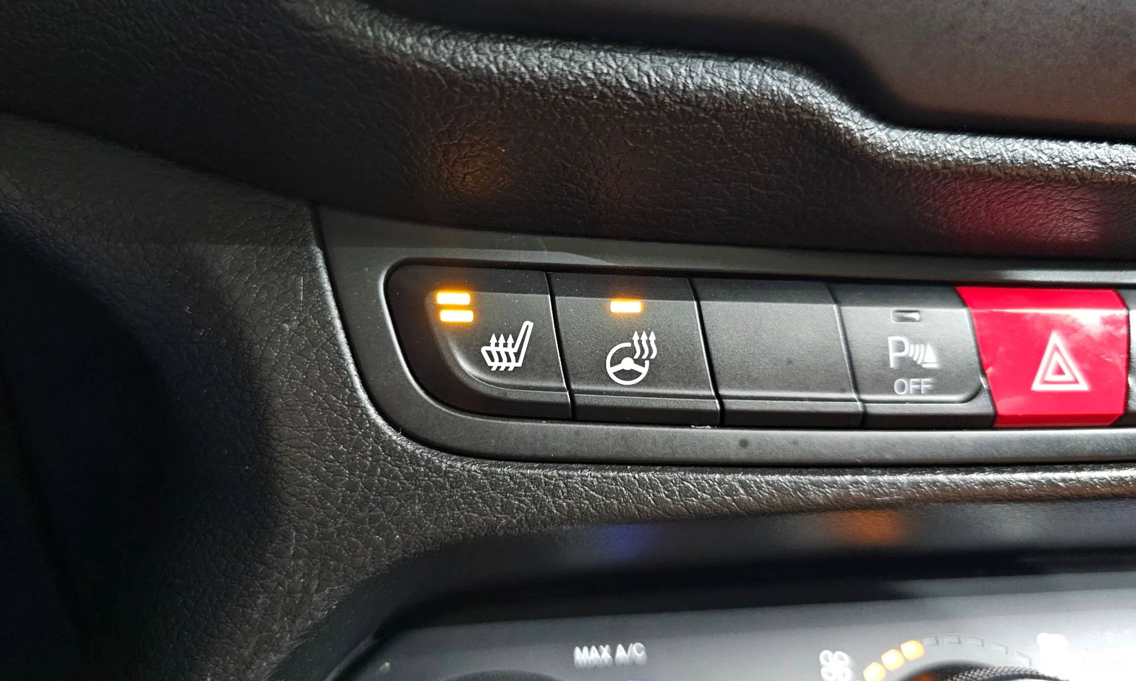 Jeep Renegade превью 17