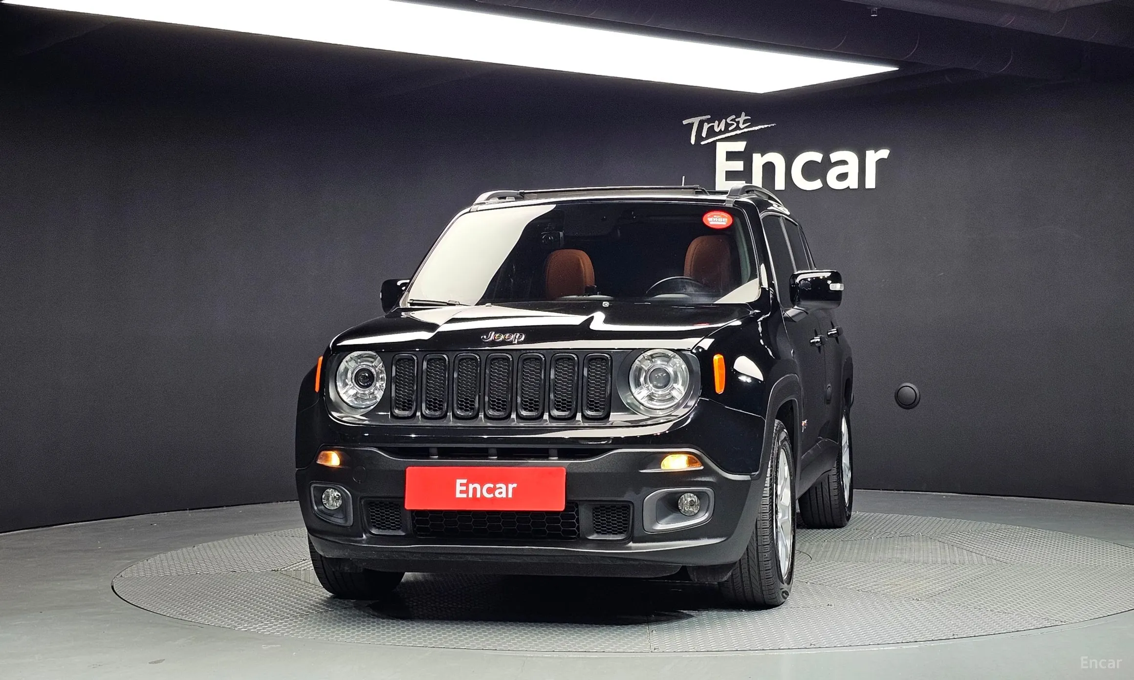 Jeep Renegade превью 3