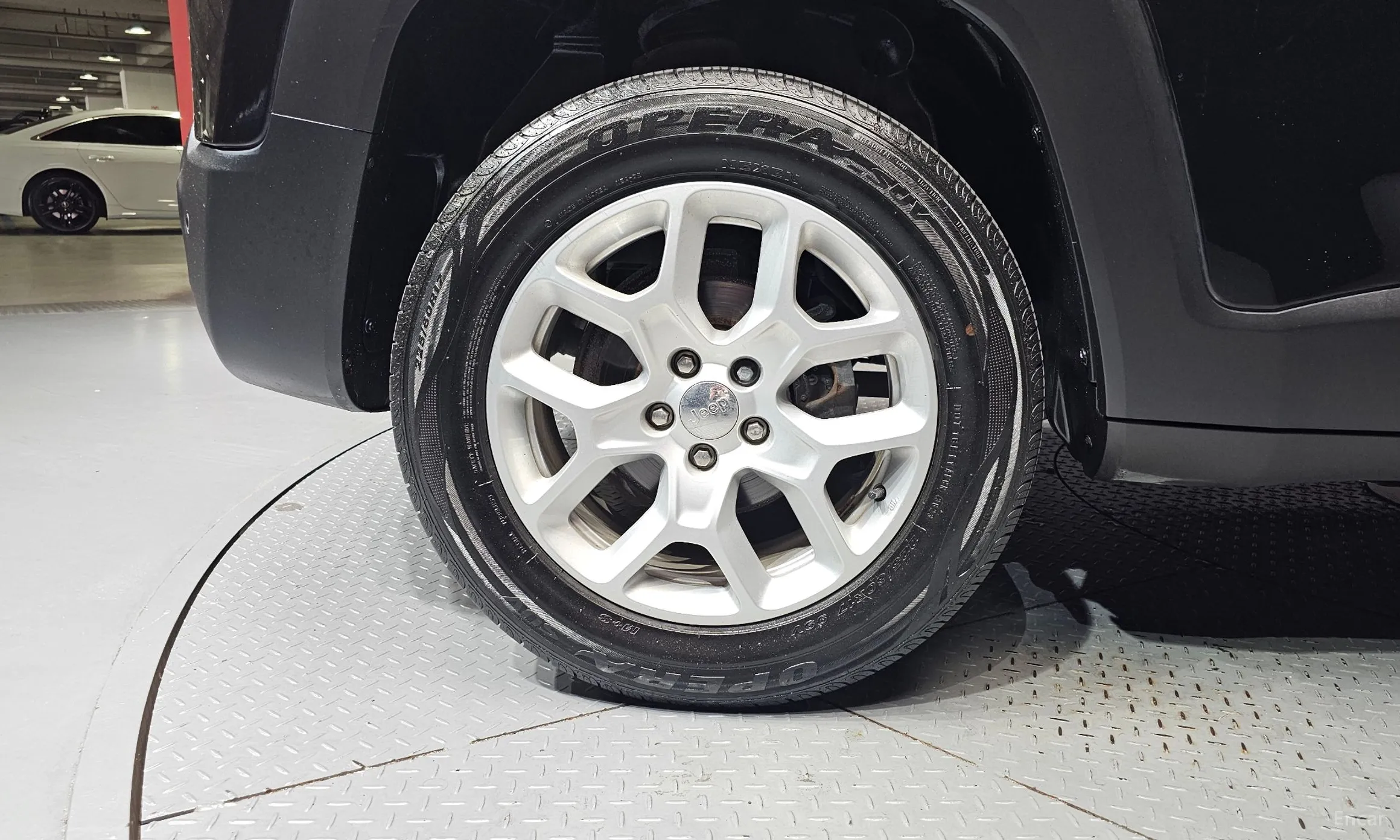 Jeep Renegade превью 5