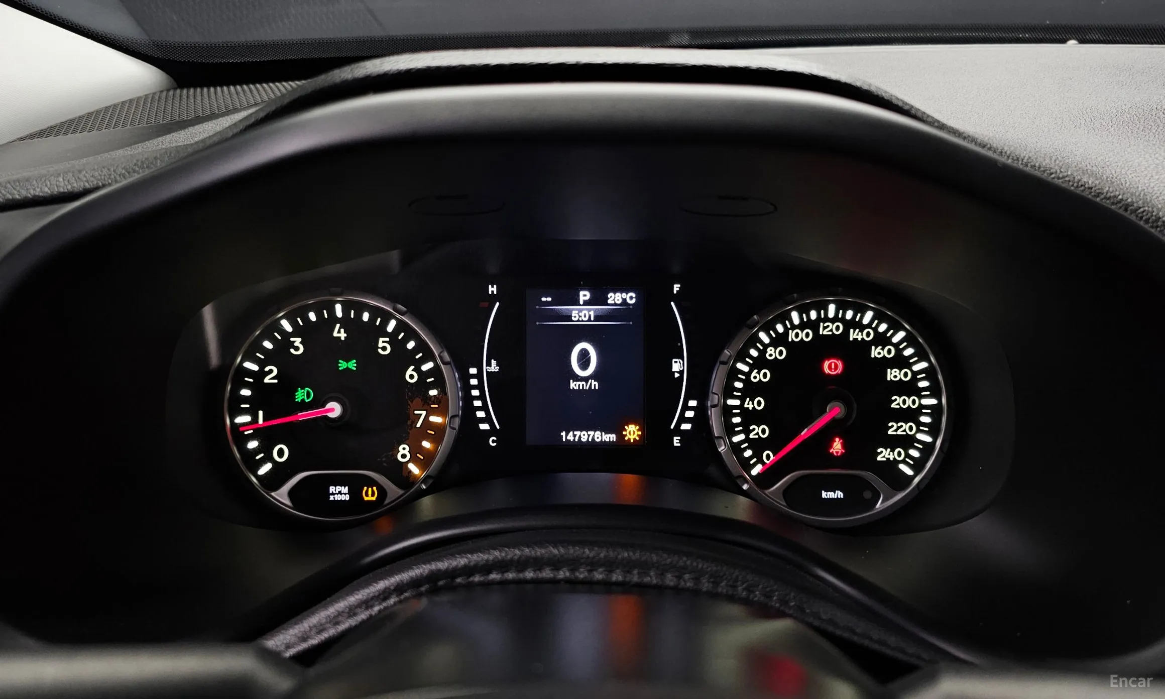 Jeep Renegade превью 8