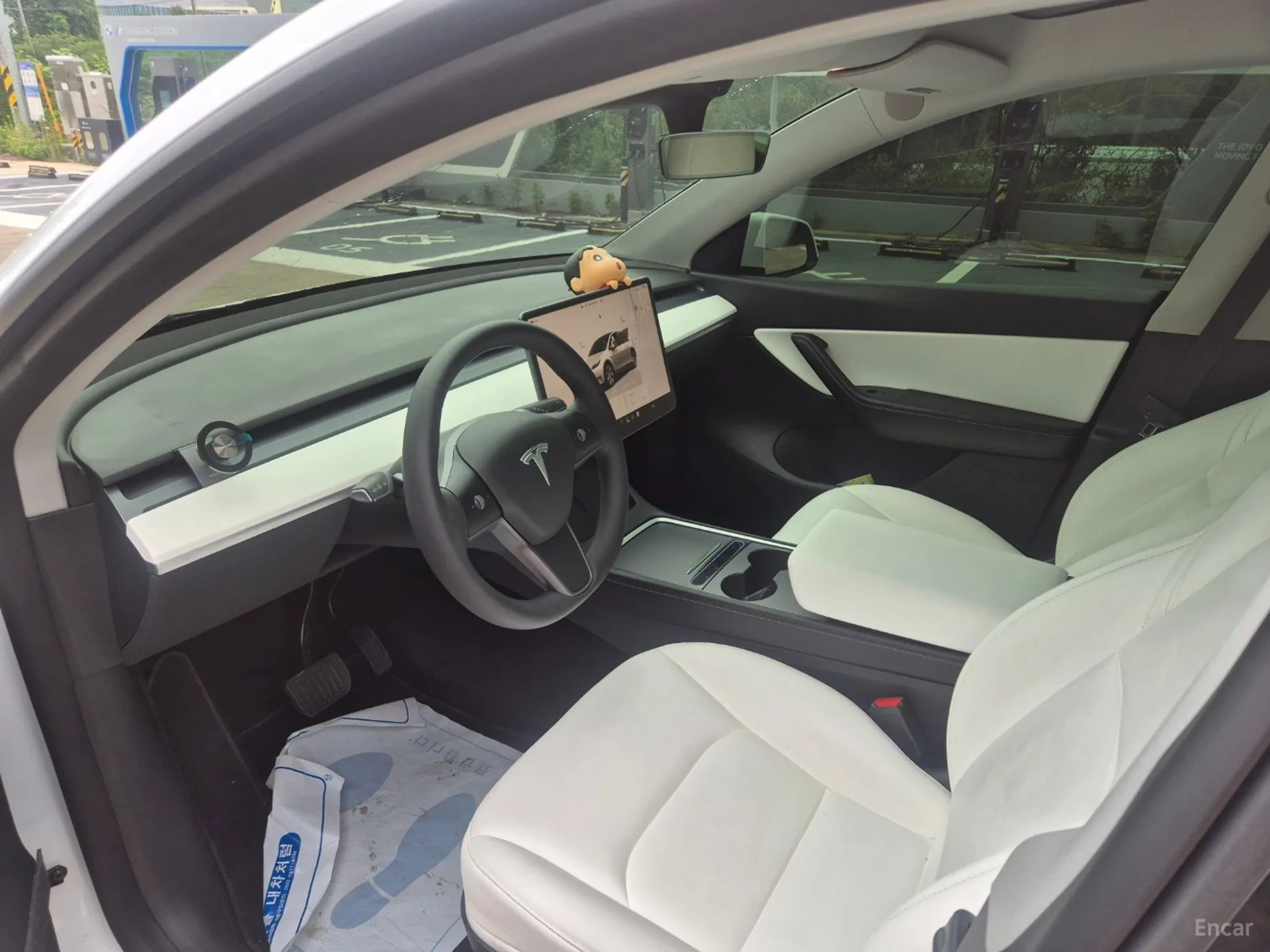 Tesla Model Y превью 10