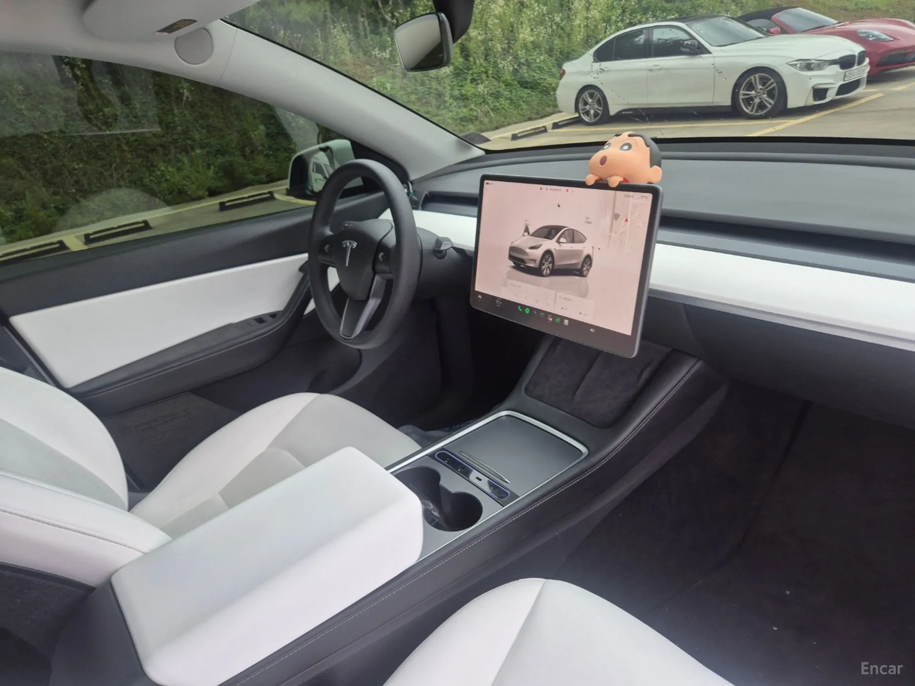 Tesla Model Y превью 12