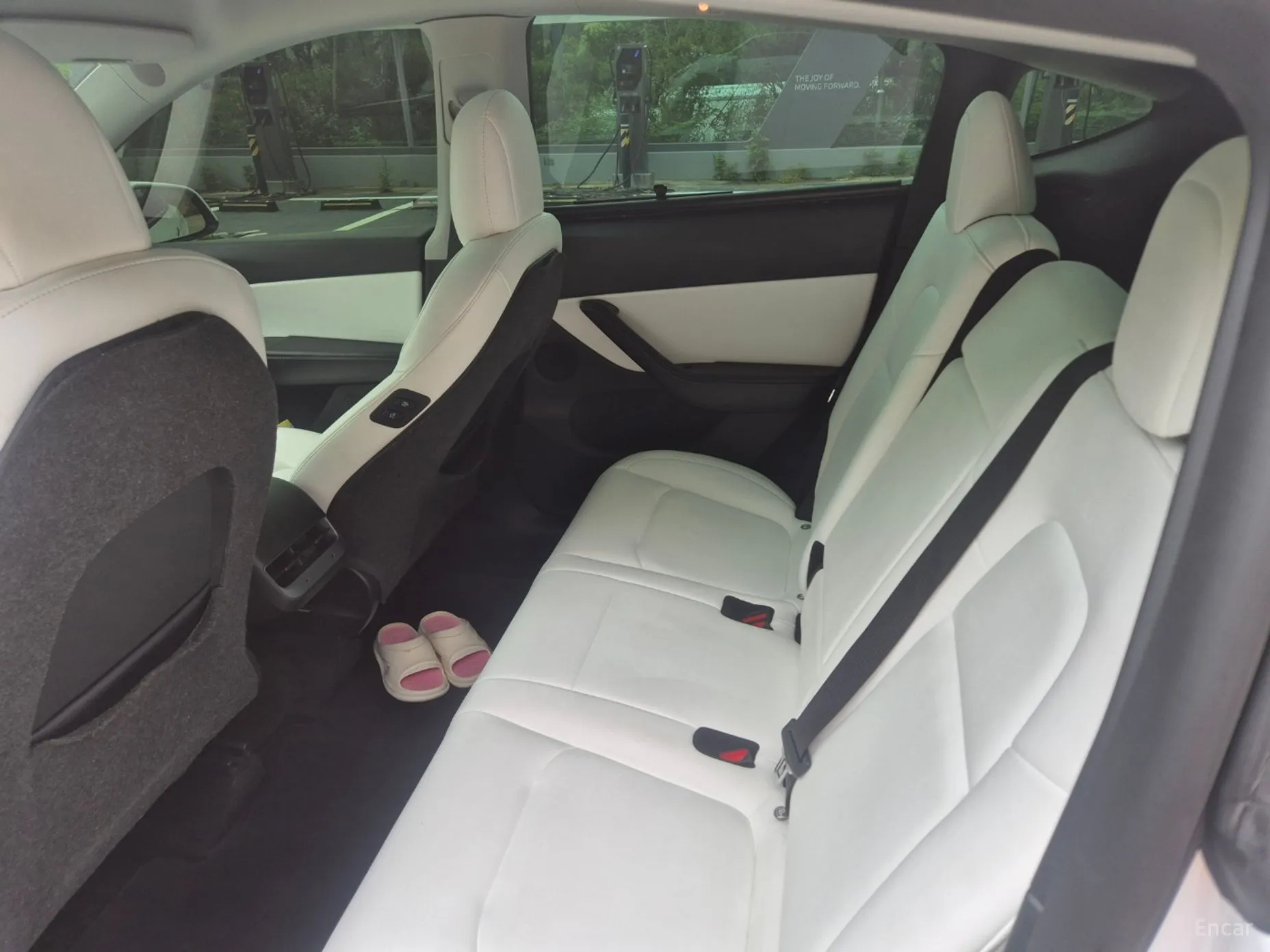 Tesla Model Y превью 13