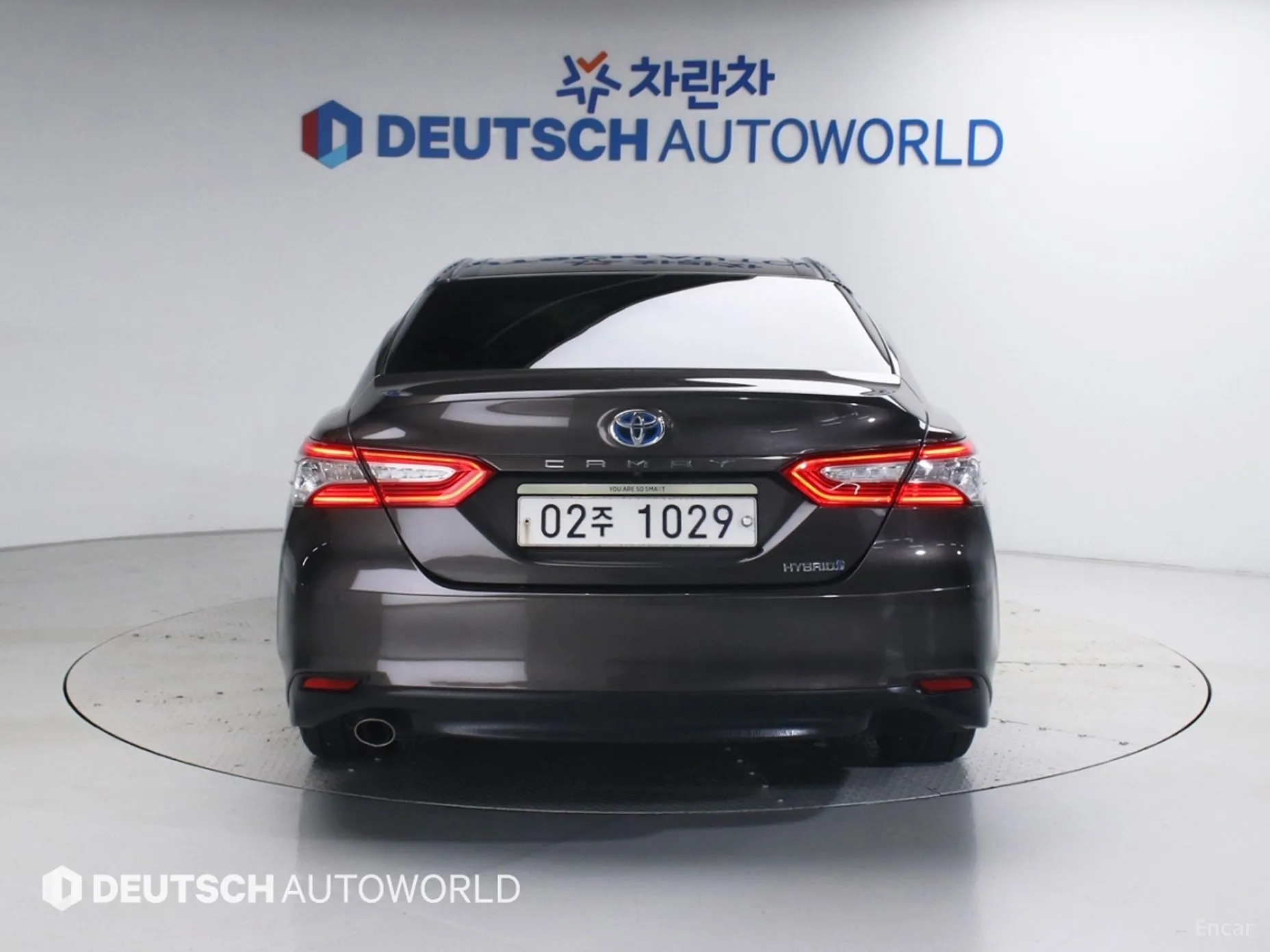 Toyota Camry (XV70) превью 4