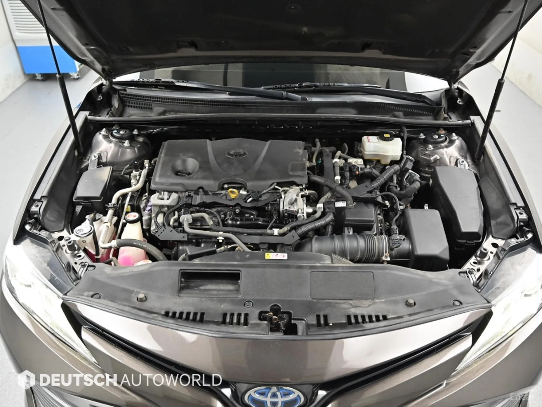 Toyota Camry (XV70) превью 6